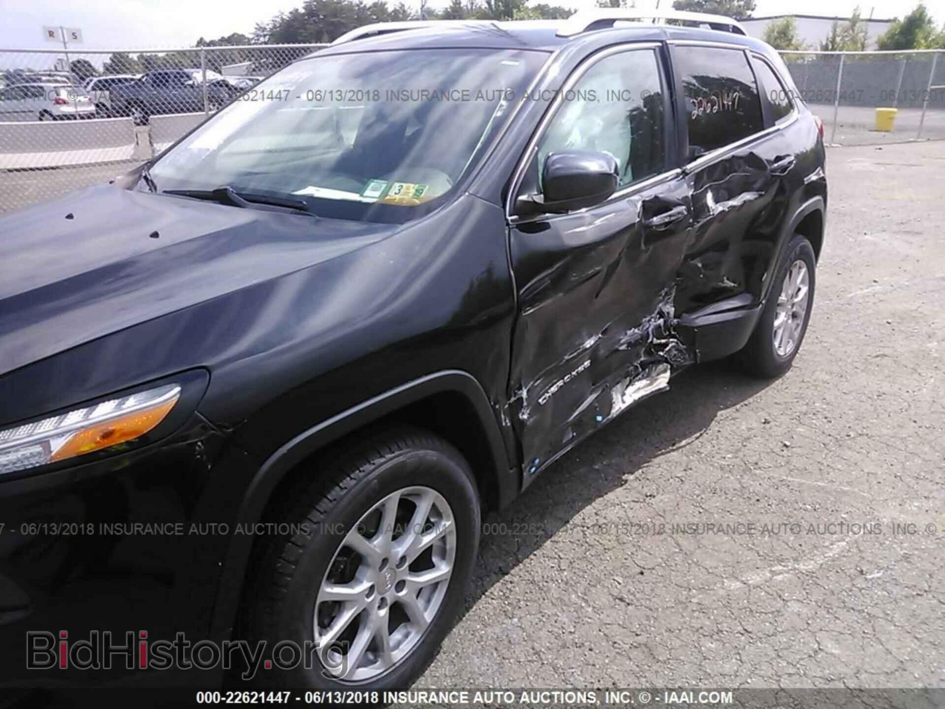 2015 Jeep Cherokee - VIN: 1C4PJMCS0FW625214 - Photo 6