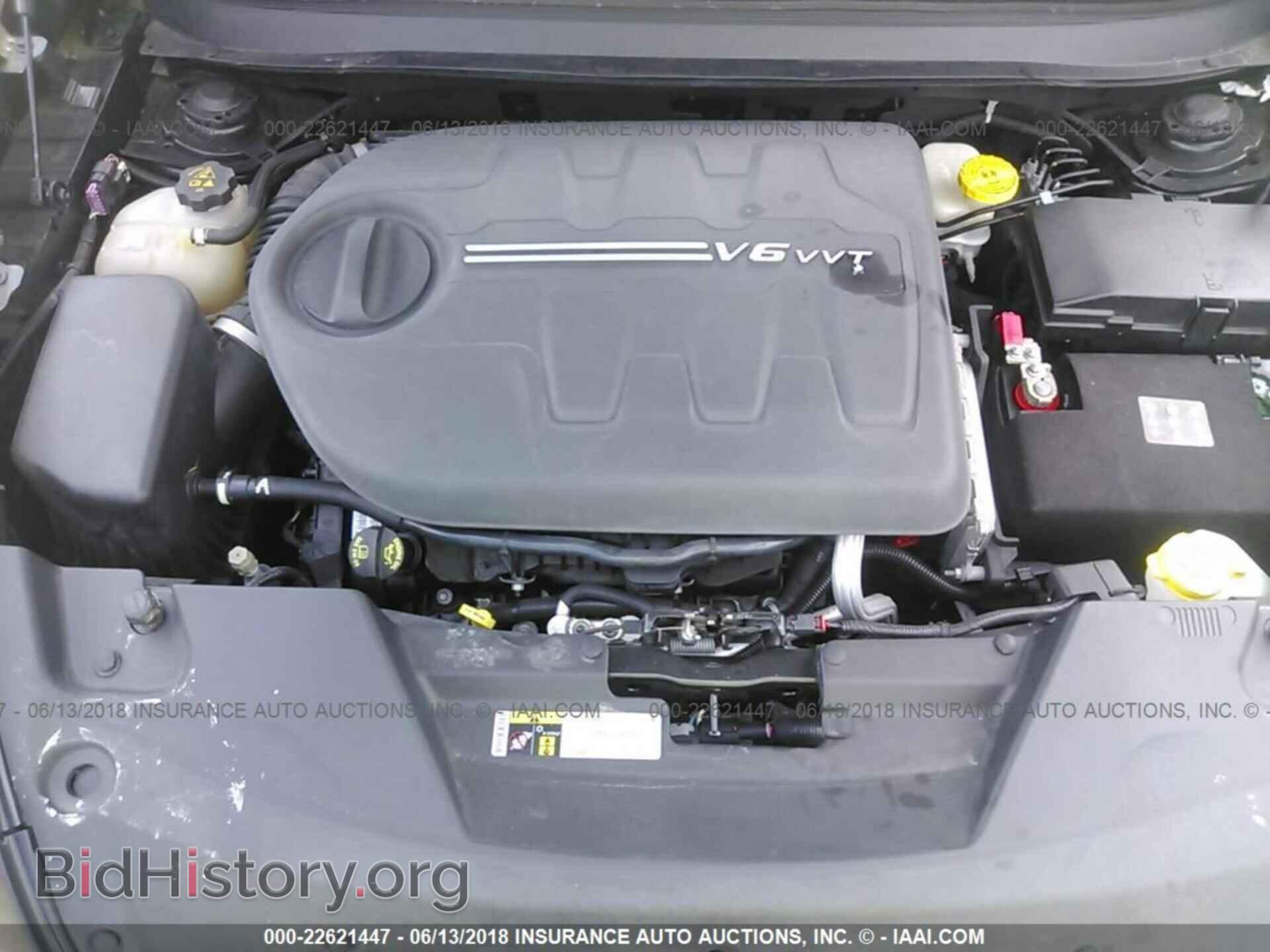 2015 Jeep Cherokee - VIN: 1C4PJMCS0FW625214 - Photo 10