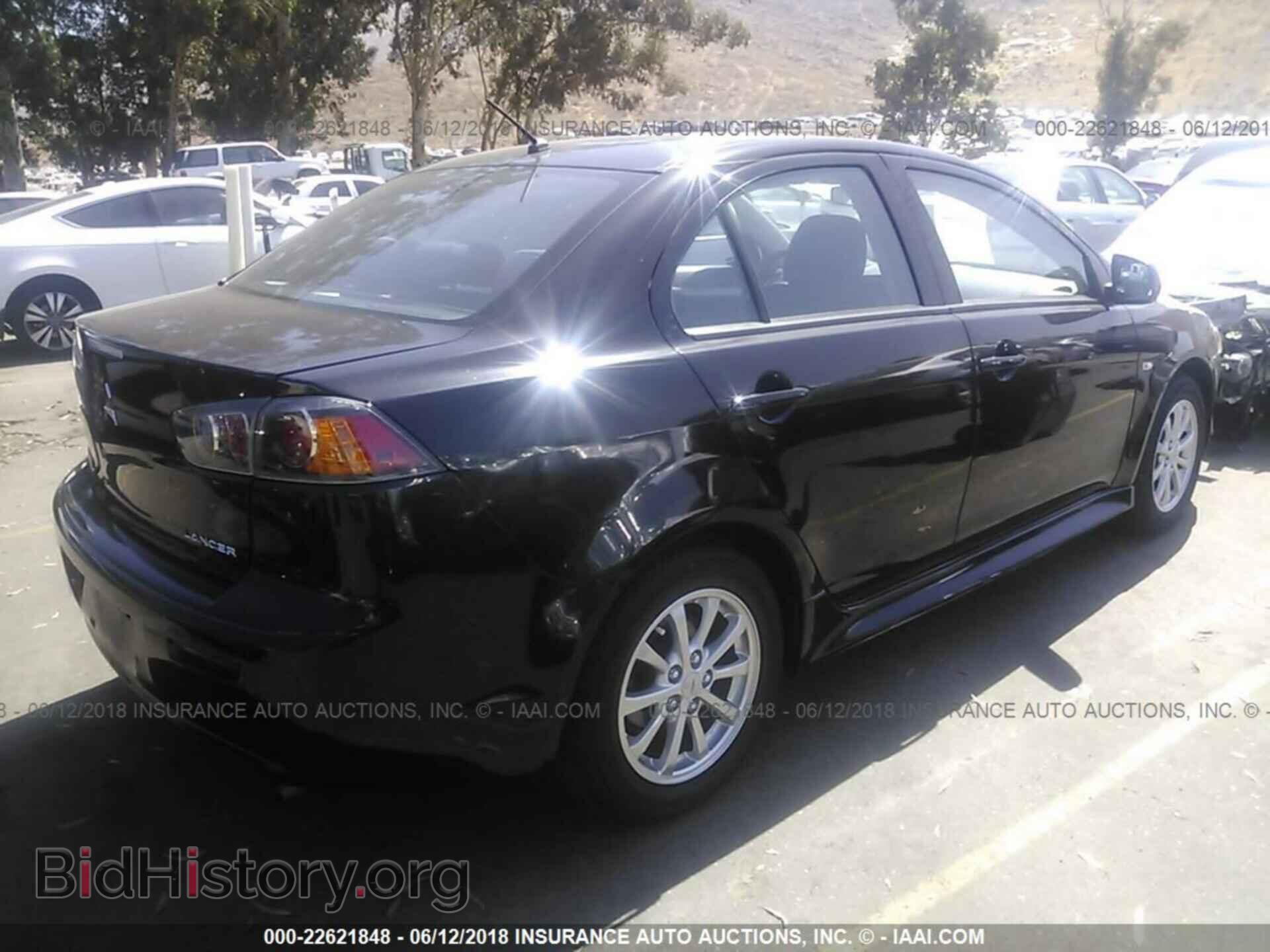2014 Mitsubishi Lancer - VIN: JA32U2FU0EU016801 - Фото 4