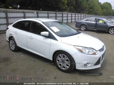 2012 Ford FOCUS, white — VIN 1FAHP3F28CL454367, IAAI