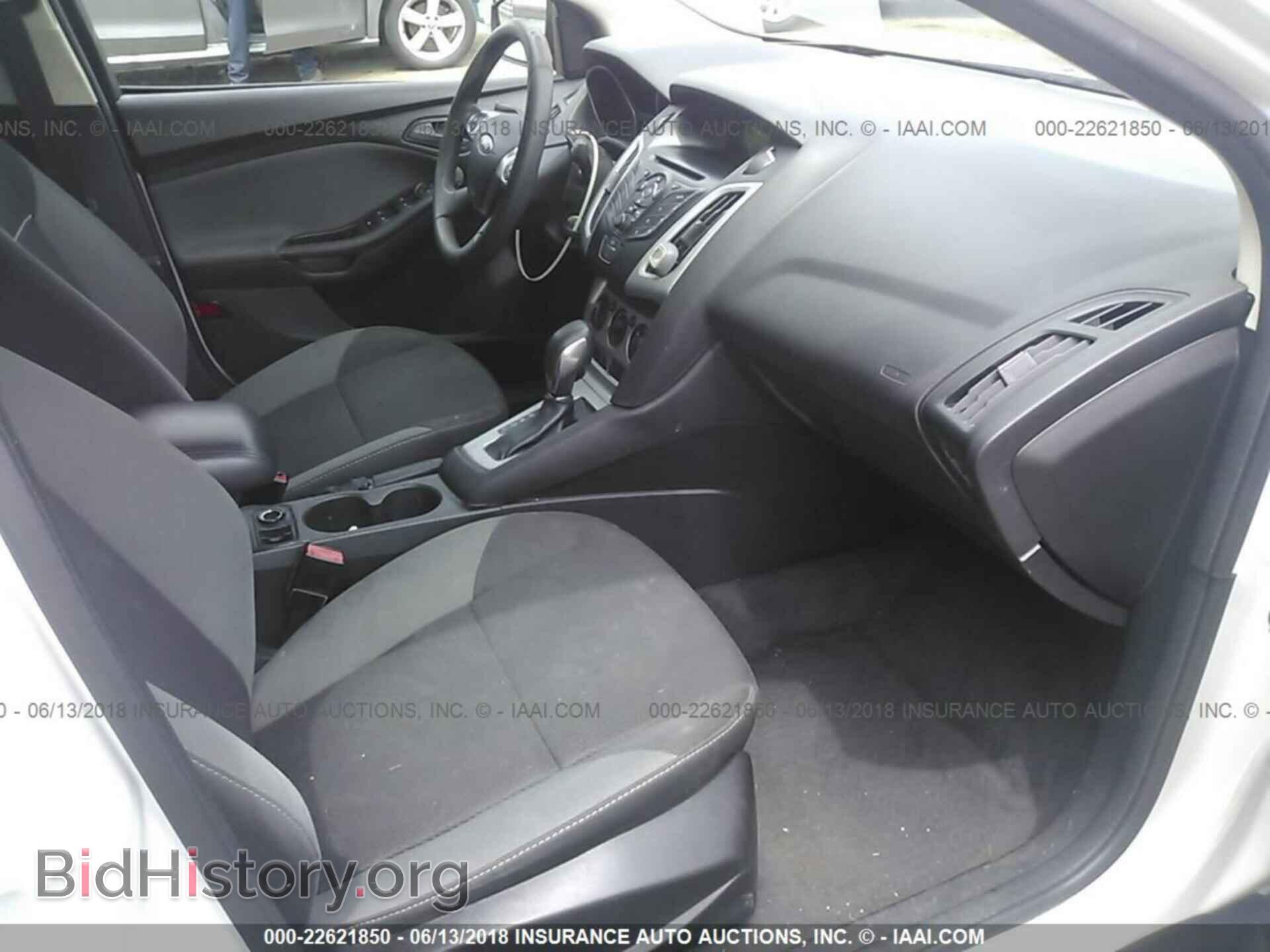 2012 Ford Focus - VIN: 1FAHP3F28CL454367 - Photo 5