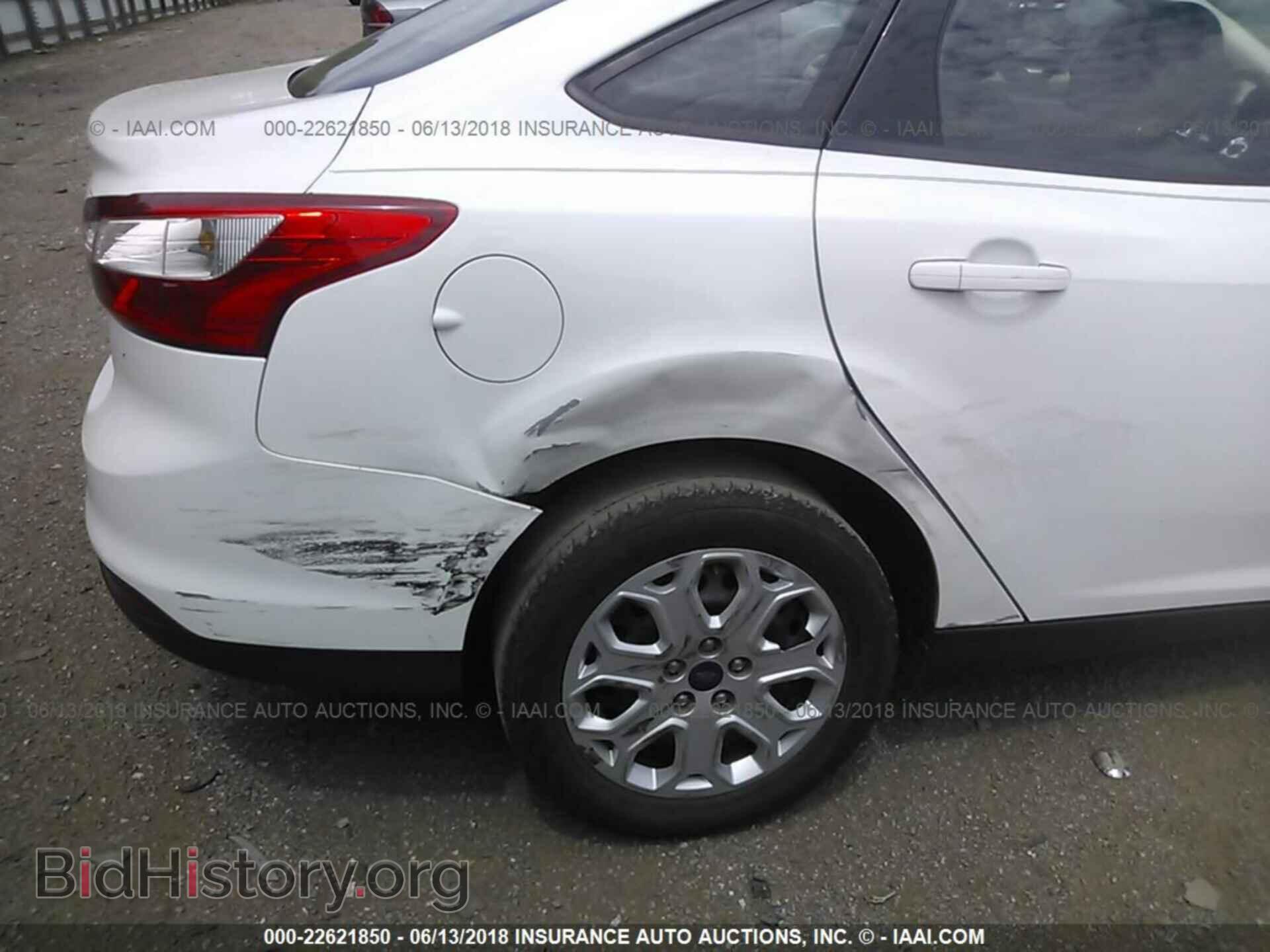 2012 Ford Focus - VIN: 1FAHP3F28CL454367 - Photo 6