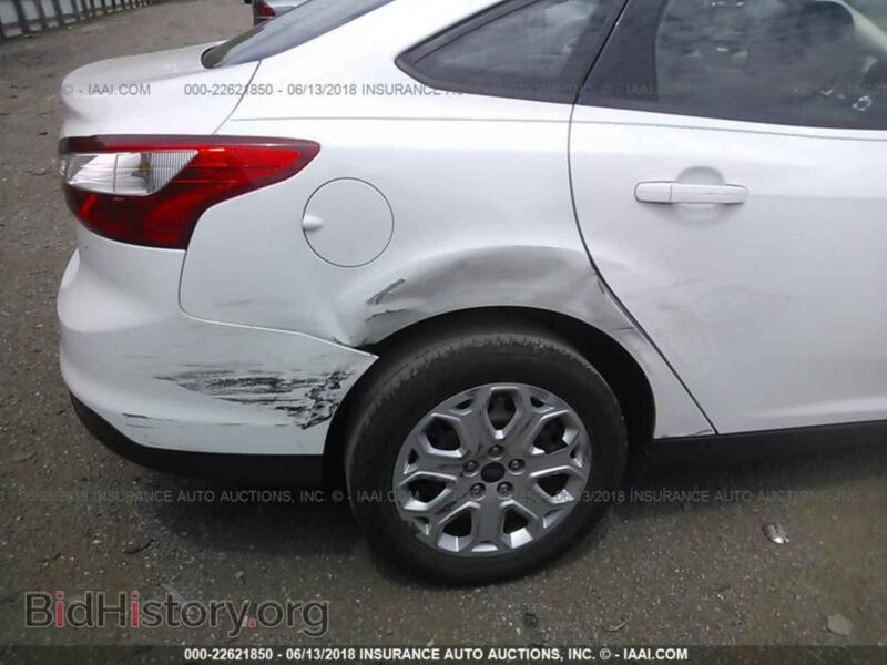 2012 Ford FOCUS (VIN 1FAHP3F28CL454367) — фото 6 из 10