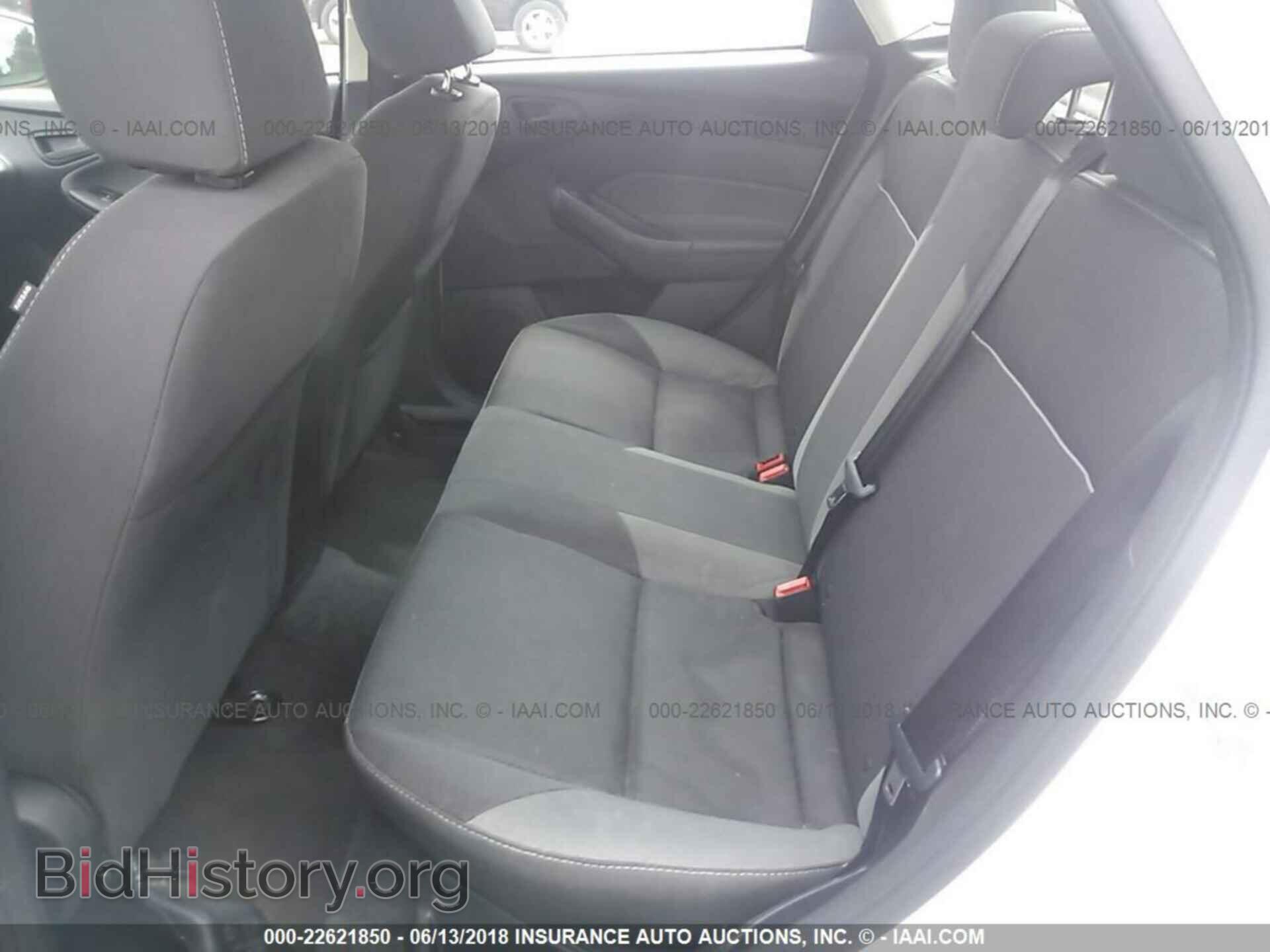 2012 Ford Focus - VIN: 1FAHP3F28CL454367 - Photo 8