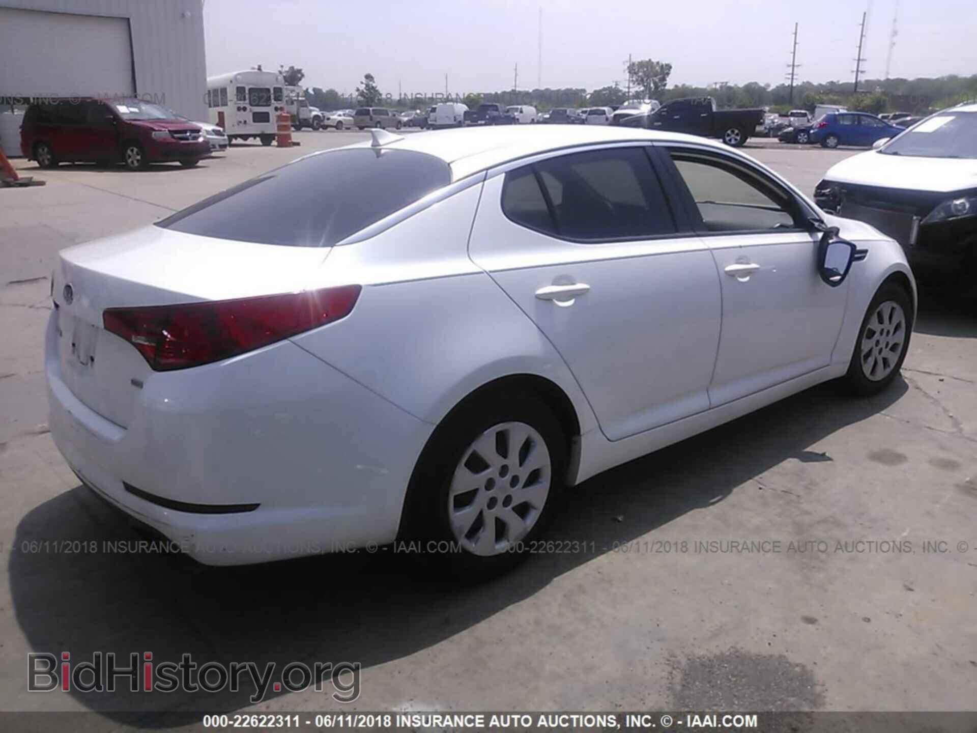 2011 Kia Optima - VIN: KNAGM4A75B5056914 - Фото 4