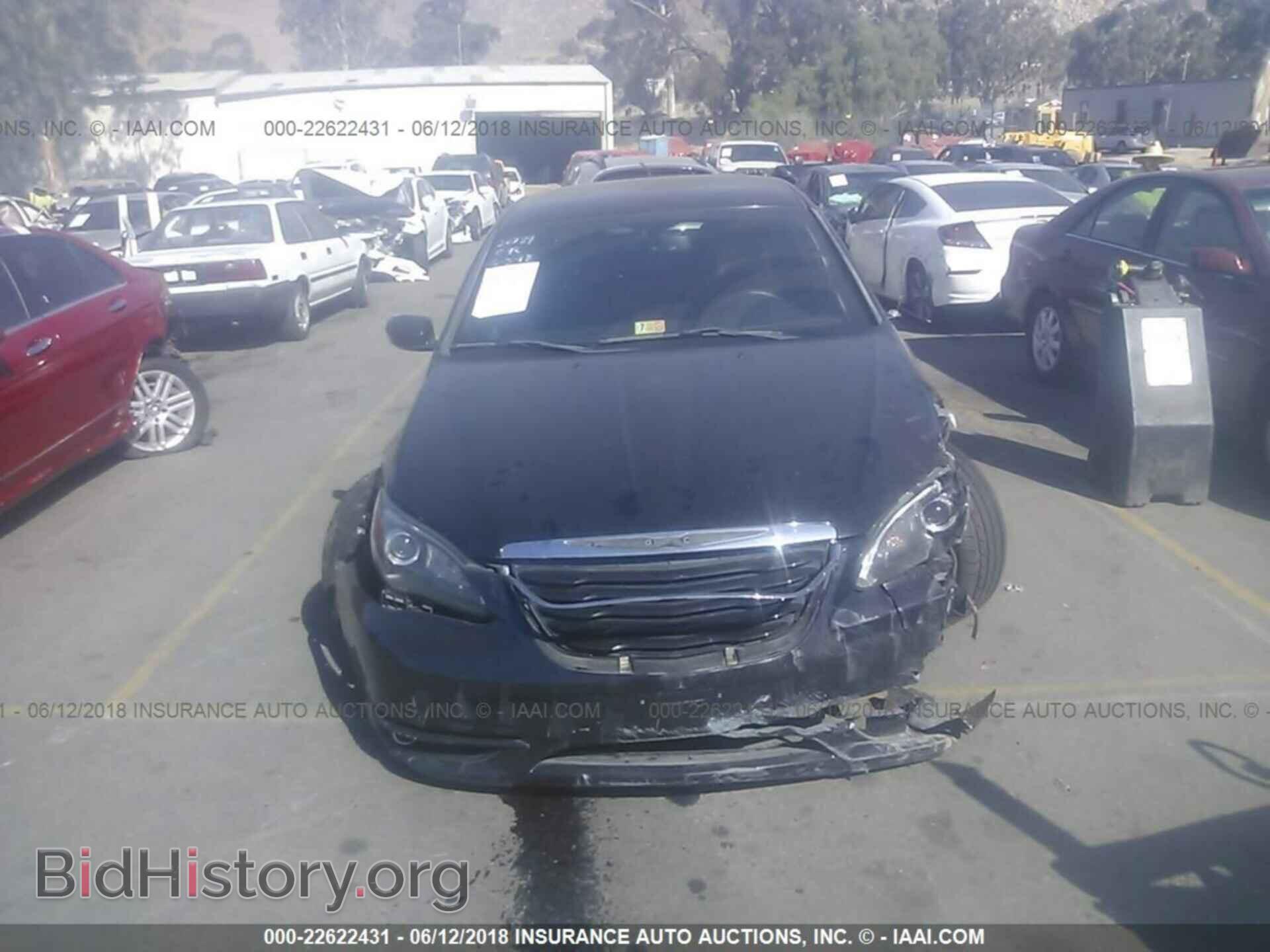 2013 Chrysler 200 - VIN: 1C3CCBBG4DN701132 - Photo 6