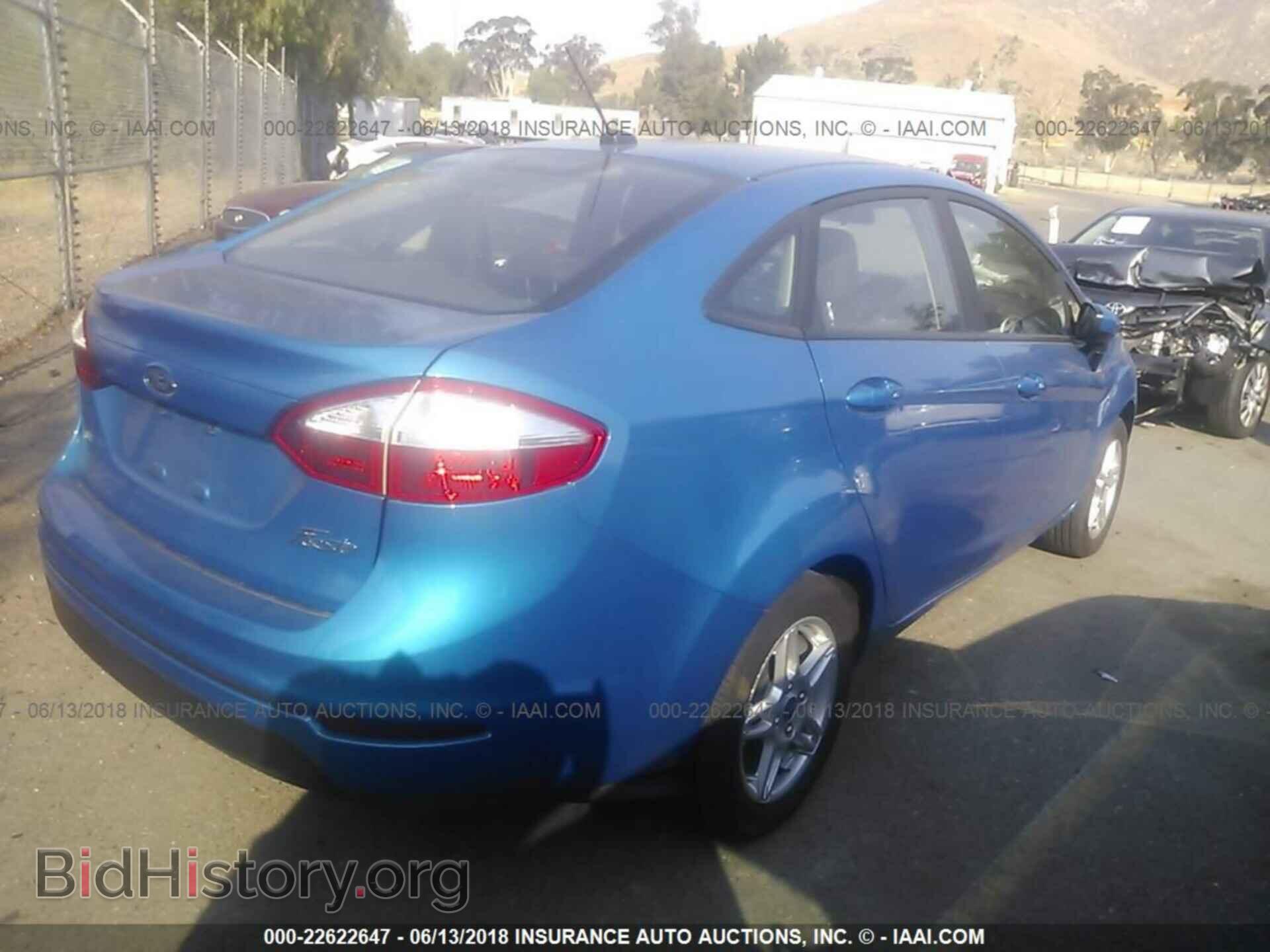2017 Ford Fiesta - VIN: 3FADP4BJ5HM128789 - Фото 4