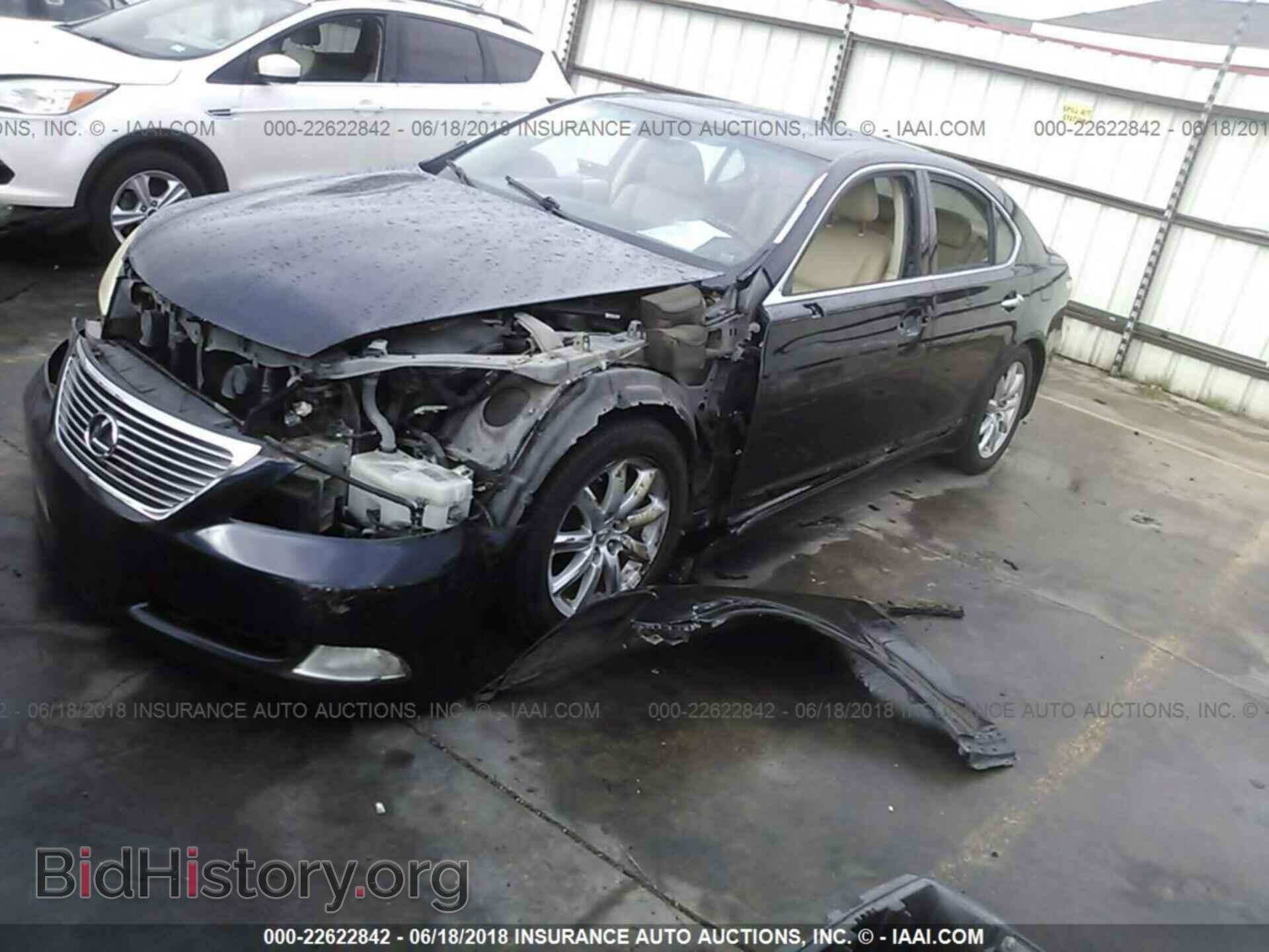 2008 LEXUS LS - VIN: JTHBL46F085074826 - Photo 2