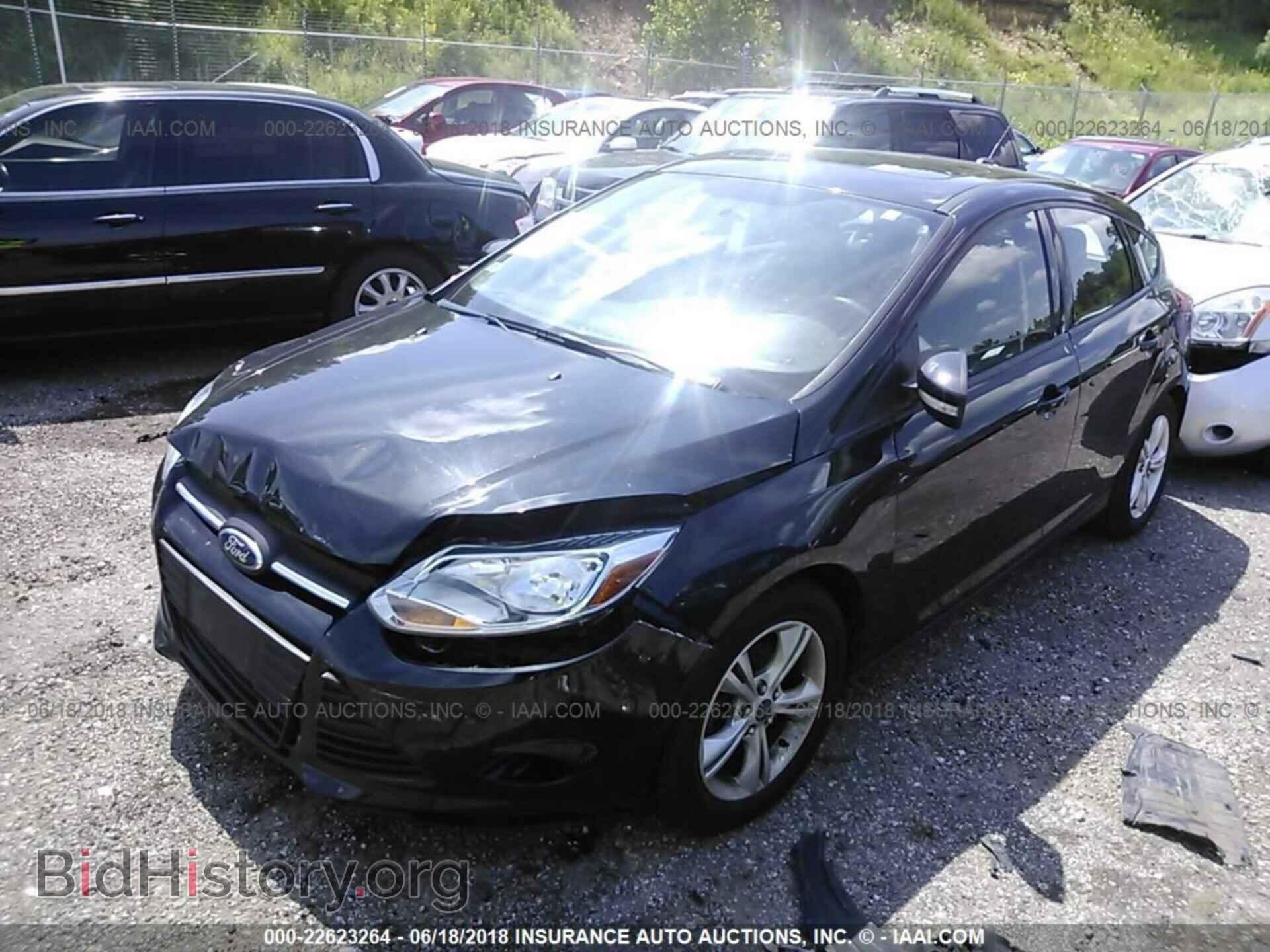 2014 Ford Focus - VIN: 1FADP3K28EL128012 - Фото 2