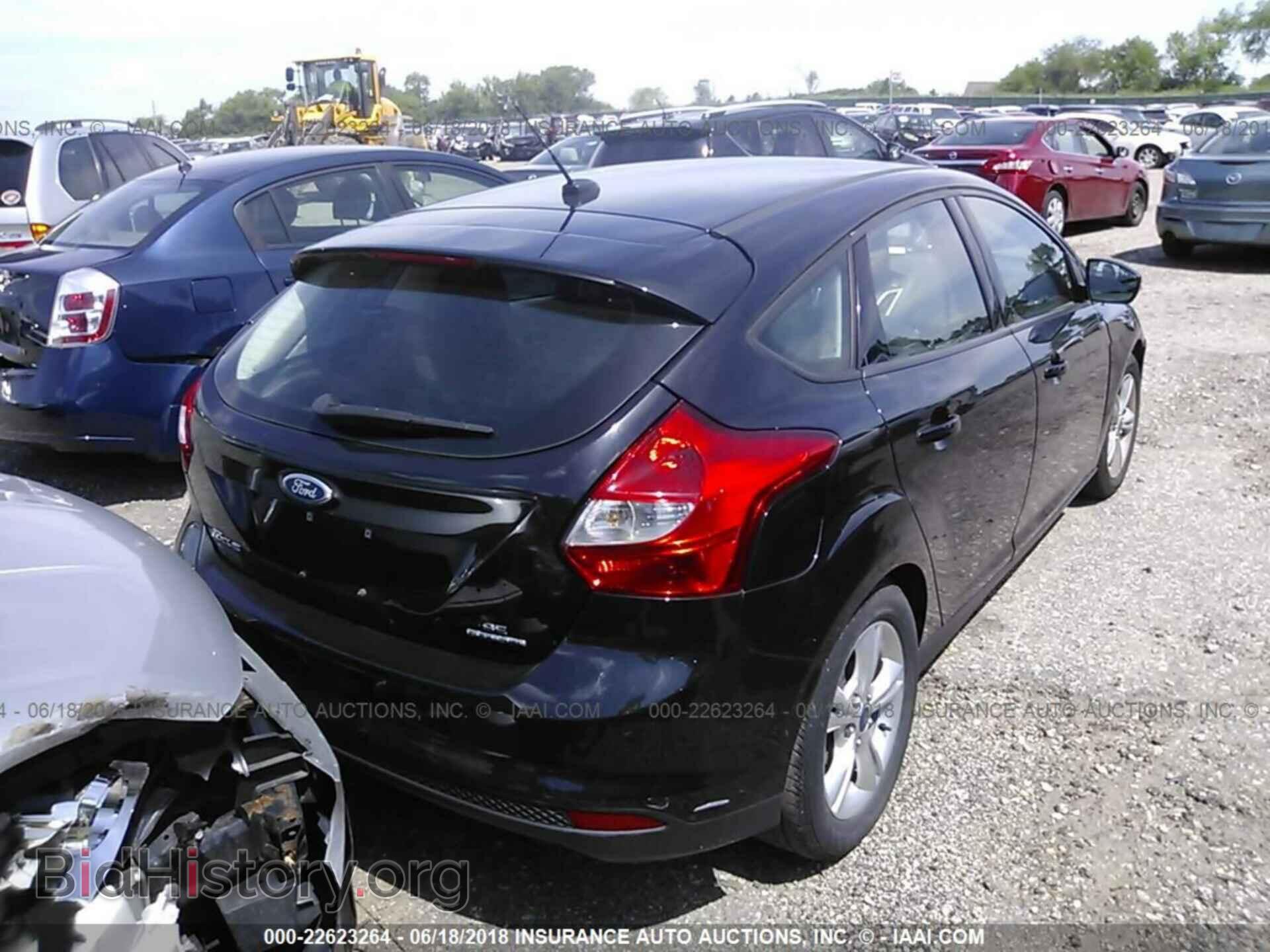 2014 Ford Focus - VIN: 1FADP3K28EL128012 - Фото 4