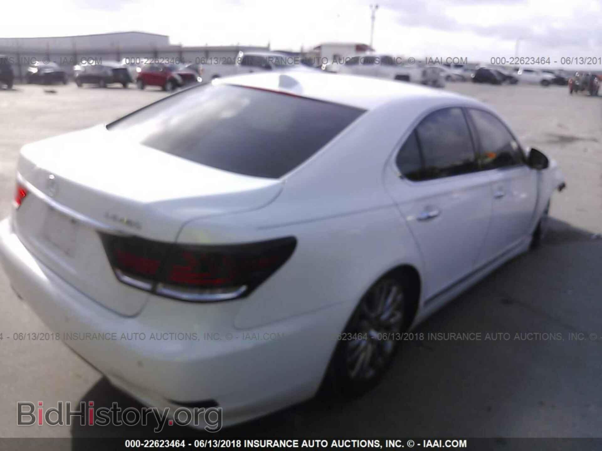 2014 Lexus Ls - VIN: JTHBL5EF8E5125265 - Photo 4