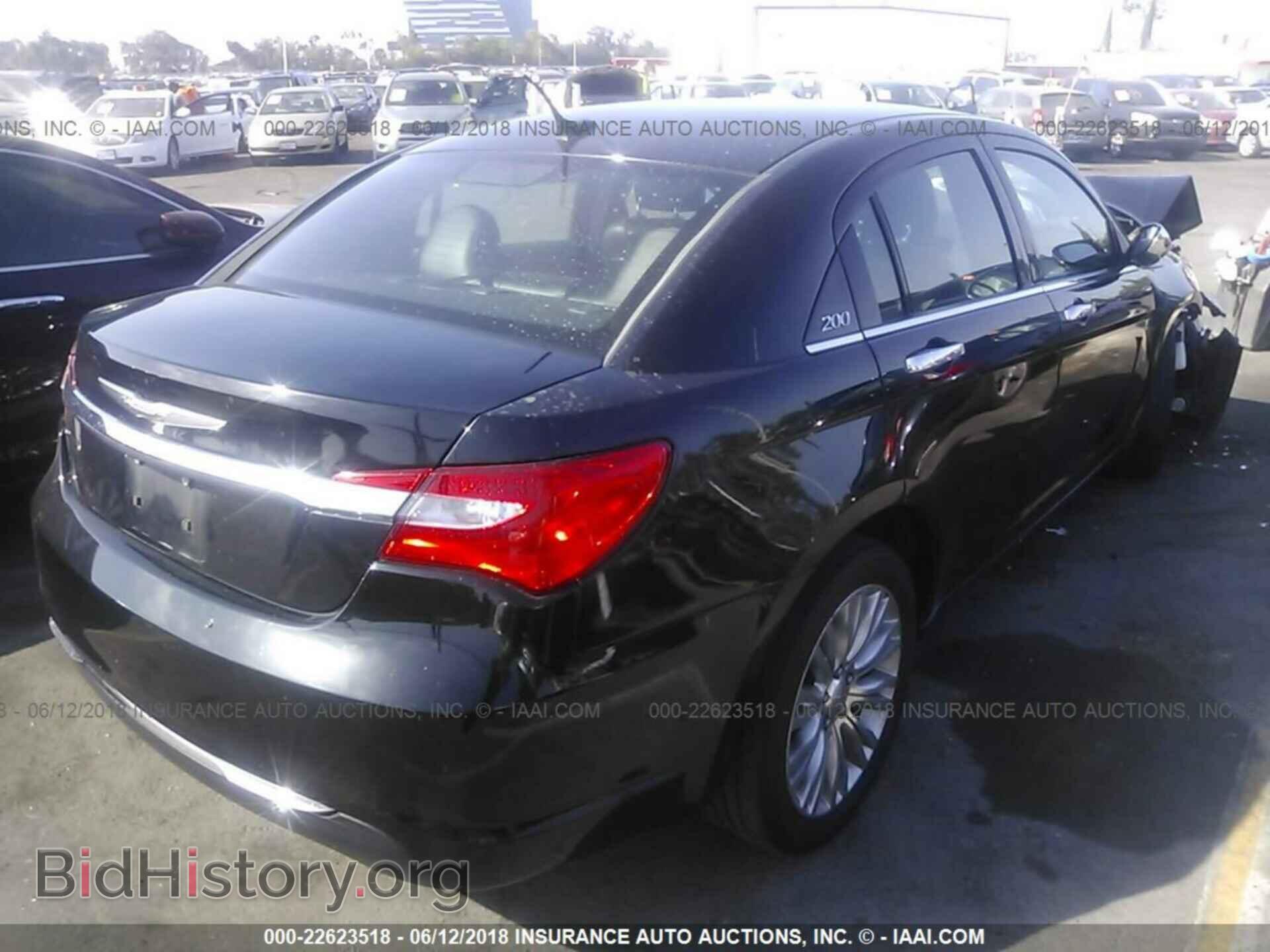 2012 Chrysler 200 - VIN: 1C3CCBCG2CN162085 - Photo 4