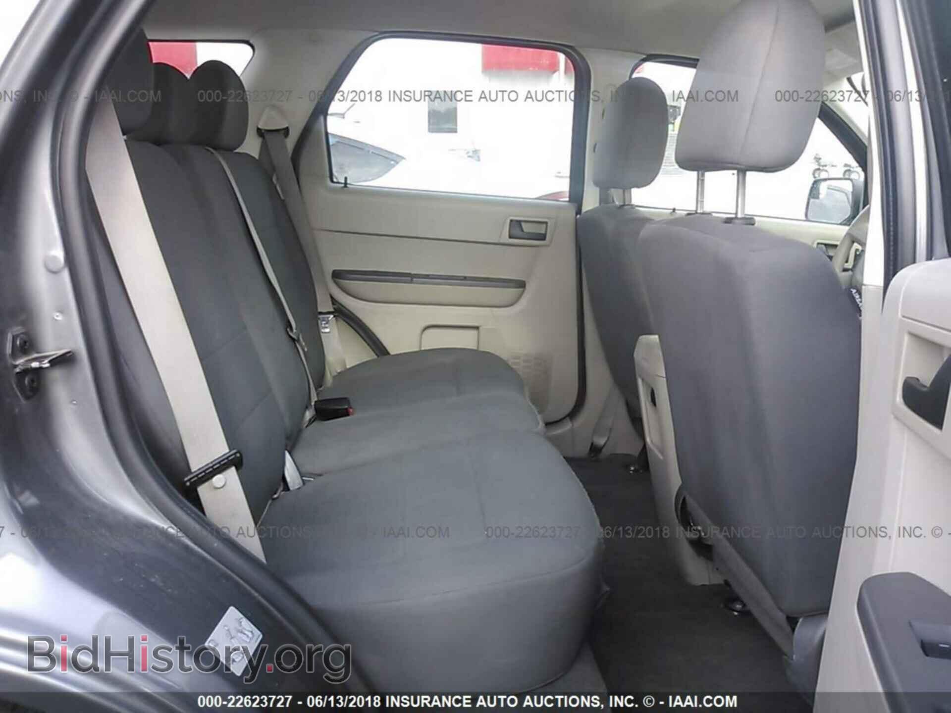 2012 Ford Escape - VIN: 1FMCU0C72CKB53137 - Photo 8
