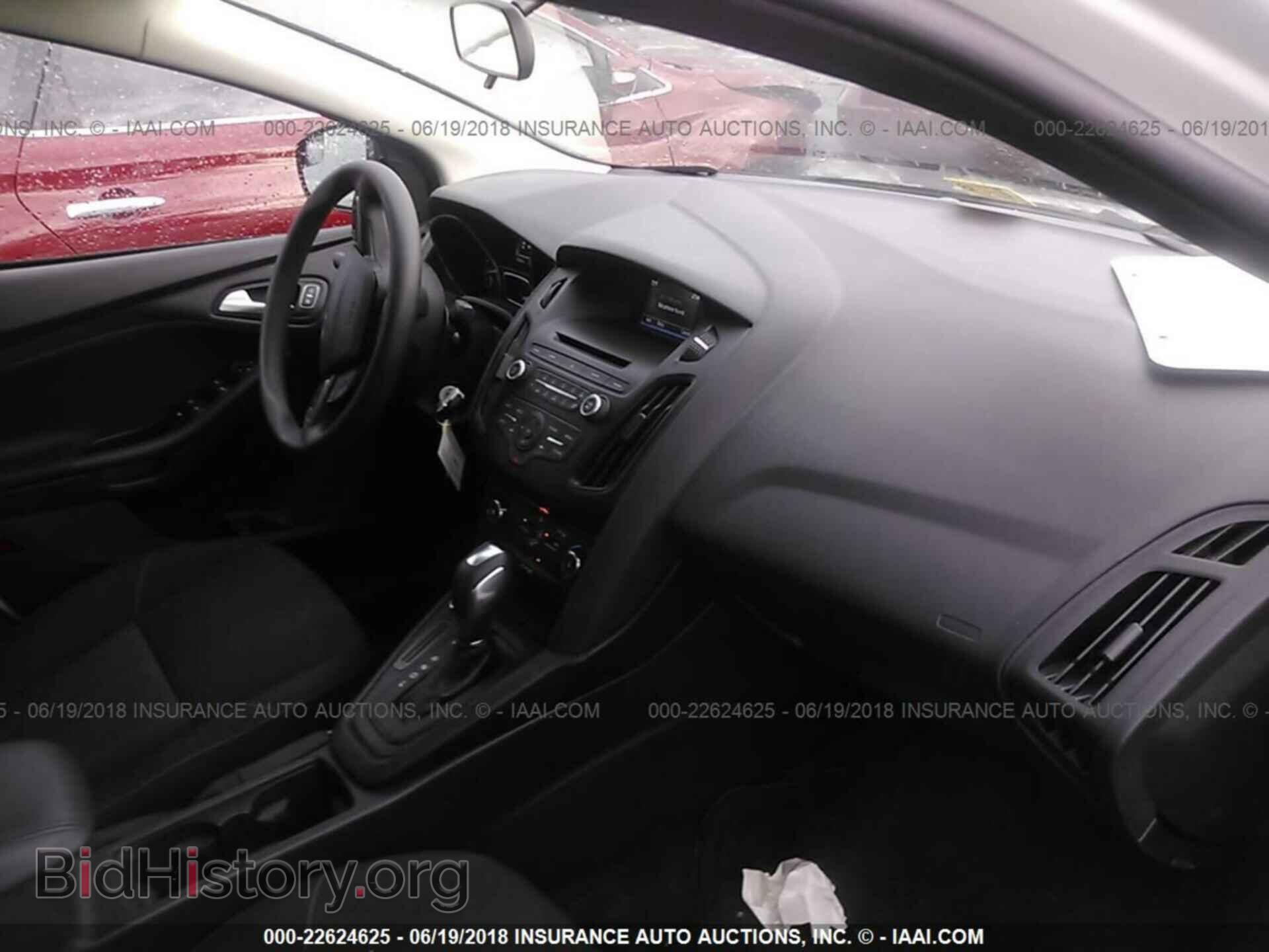 2015 Ford Focus - VIN: 1FADP3F27FL220174 - Фото 5