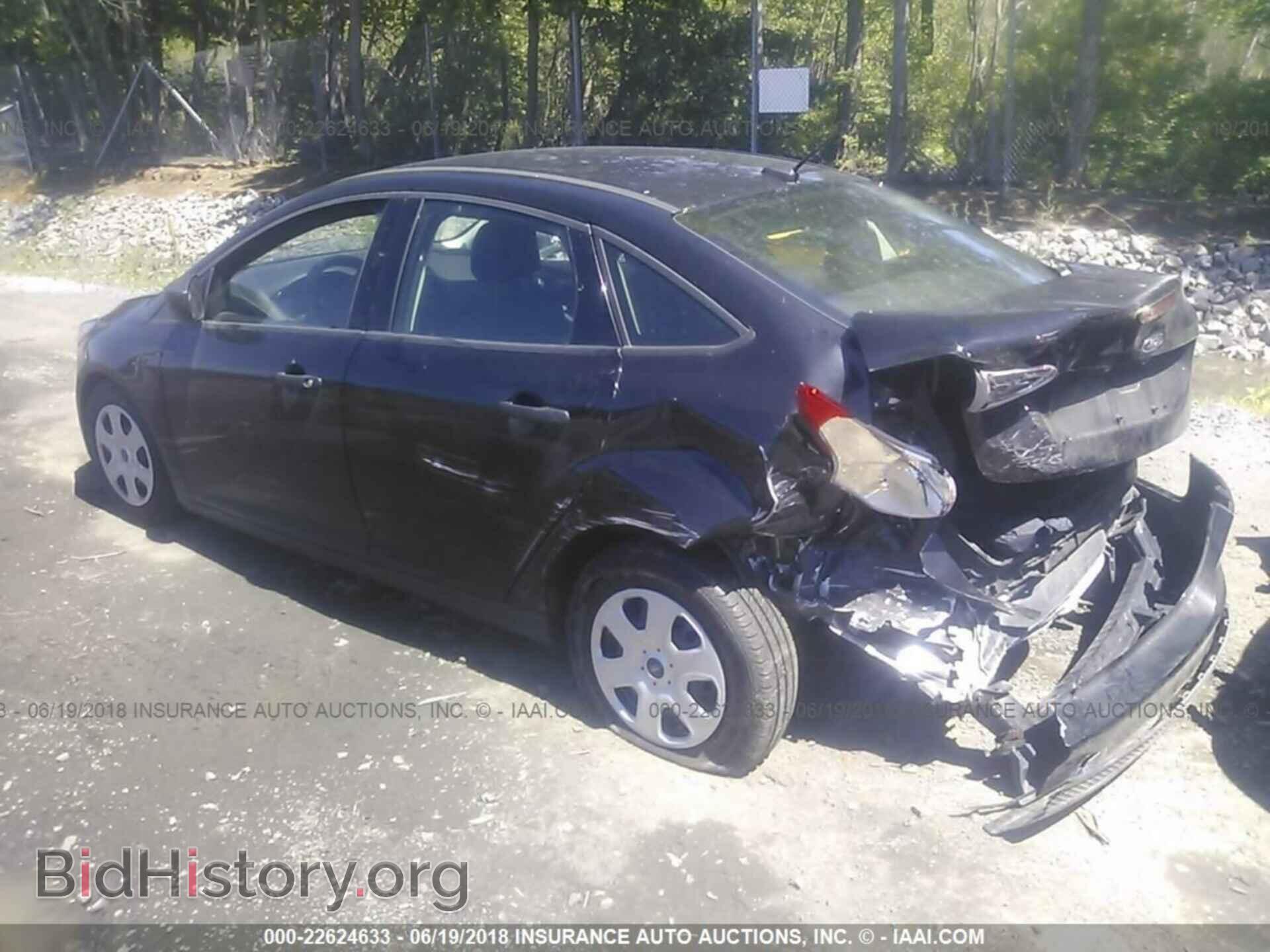 2017 Ford Focus - VIN: 1FADP3E26HL335479 - Фото 3