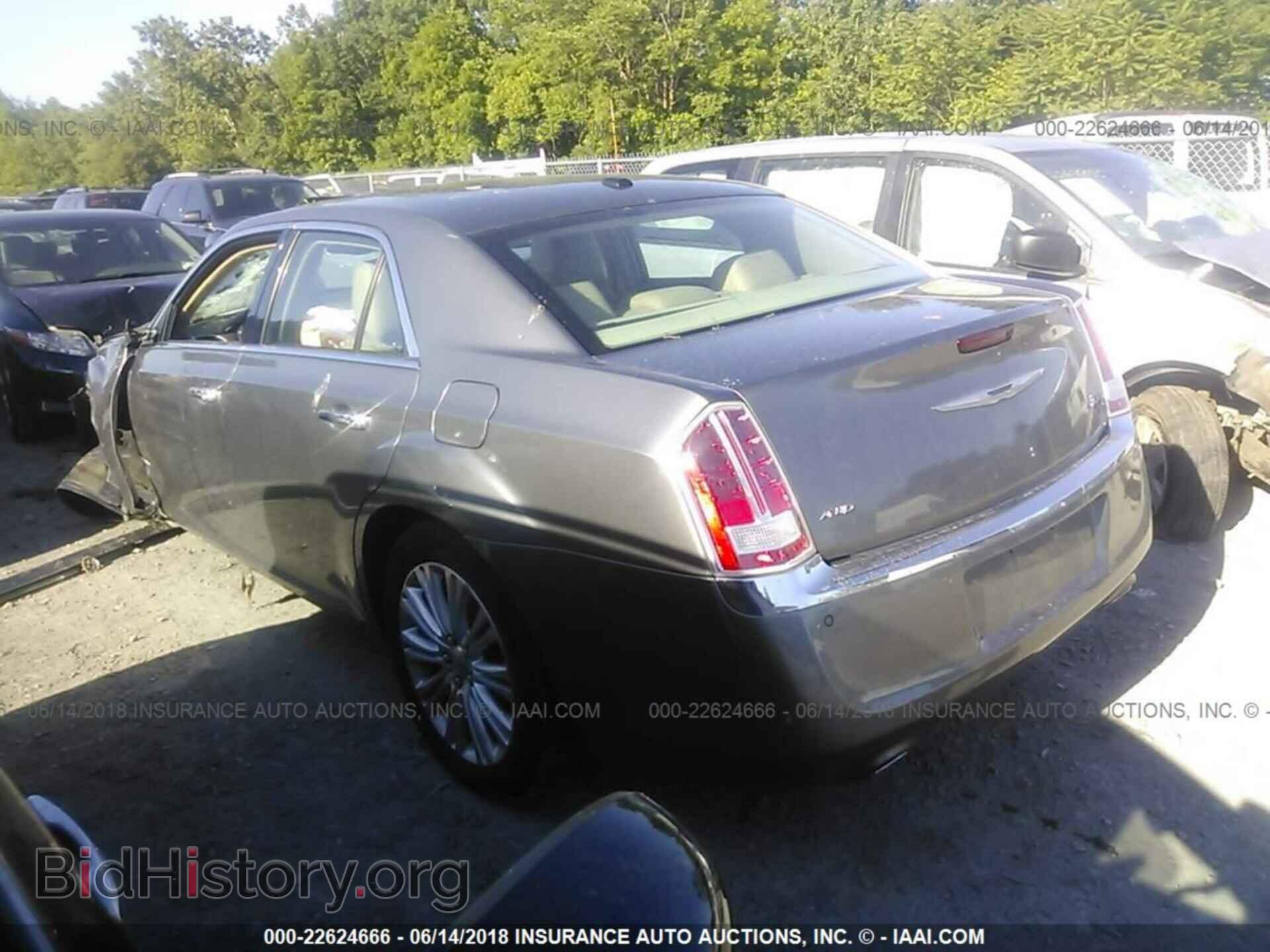2011 Chrysler 300c - VIN: 2C3CK6CT8BH611901 - Фото 3