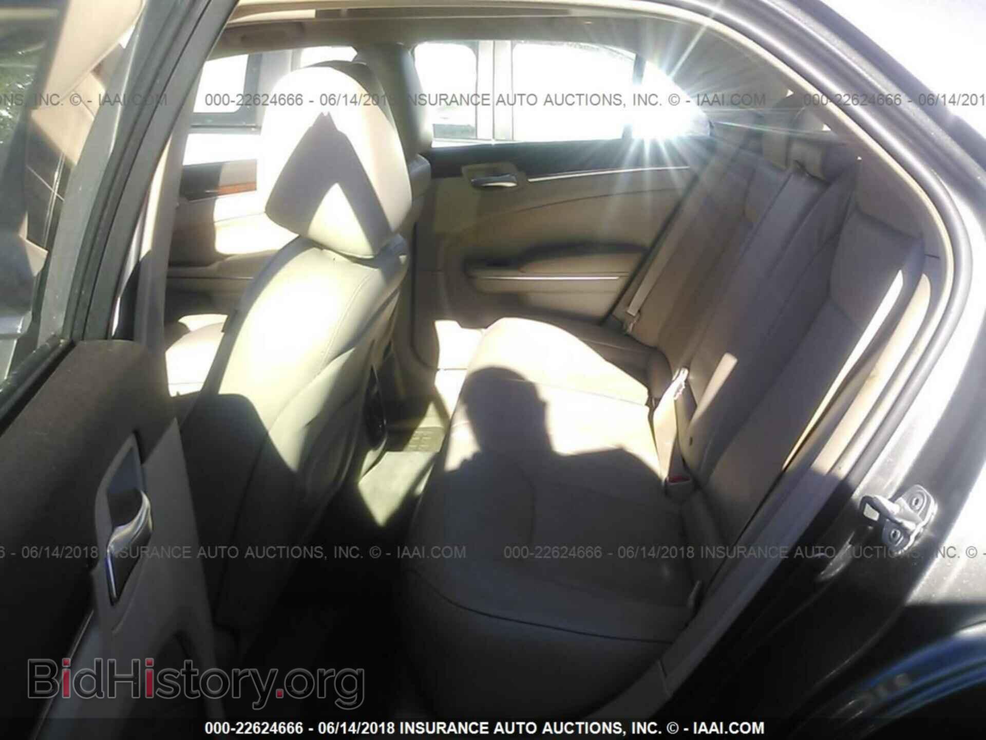 2011 Chrysler 300c - VIN: 2C3CK6CT8BH611901 - Фото 8