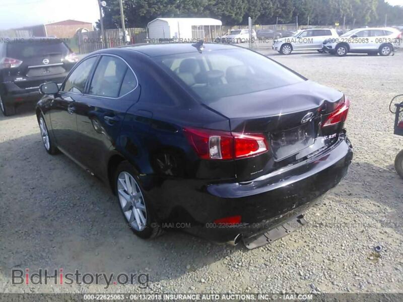 2012 Lexus IS (VIN JTHCF5C25C2035646) — photo 3 of 10