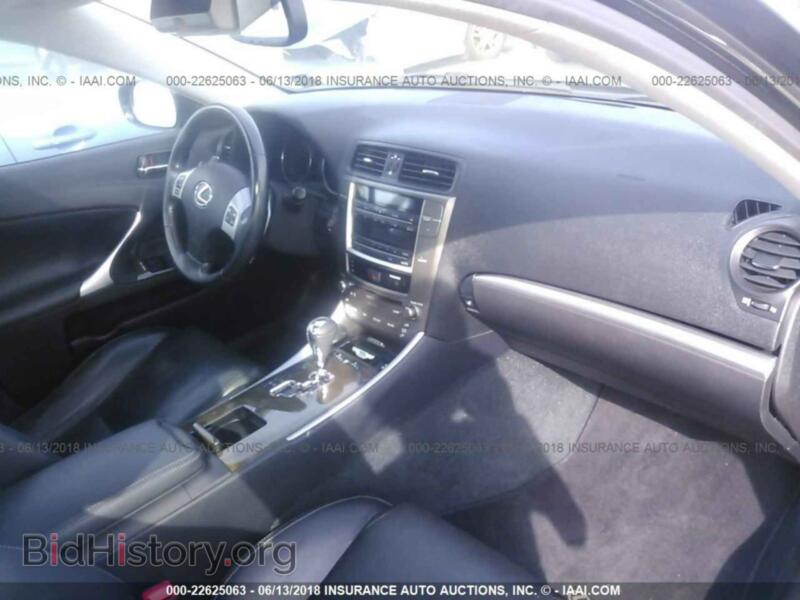 2012 Lexus IS (VIN JTHCF5C25C2035646) — photo 5 of 10