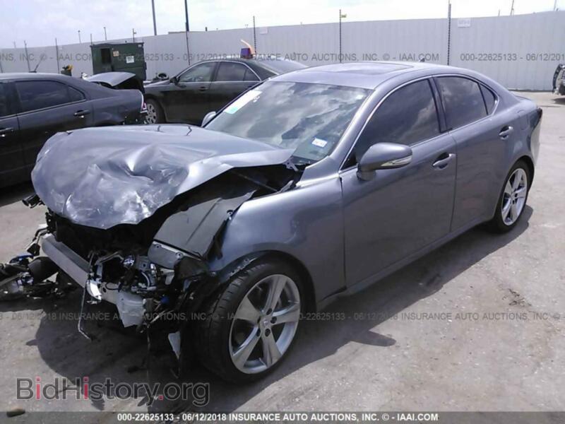 2012 Lexus IS (VIN JTHBF5C28C5178729) — photo 2 of 10