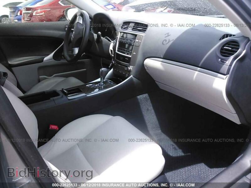 2012 Lexus IS (VIN JTHBF5C28C5178729) — photo 5 of 10