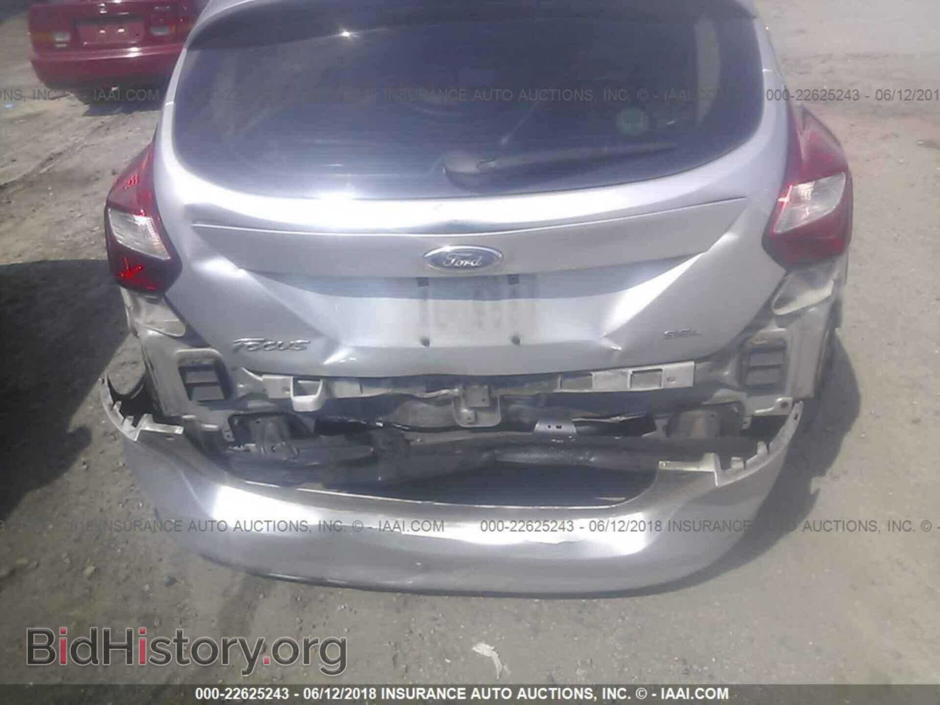 2012 Ford Focus - VIN: 1FAHP3M22CL230689 - Photo 6