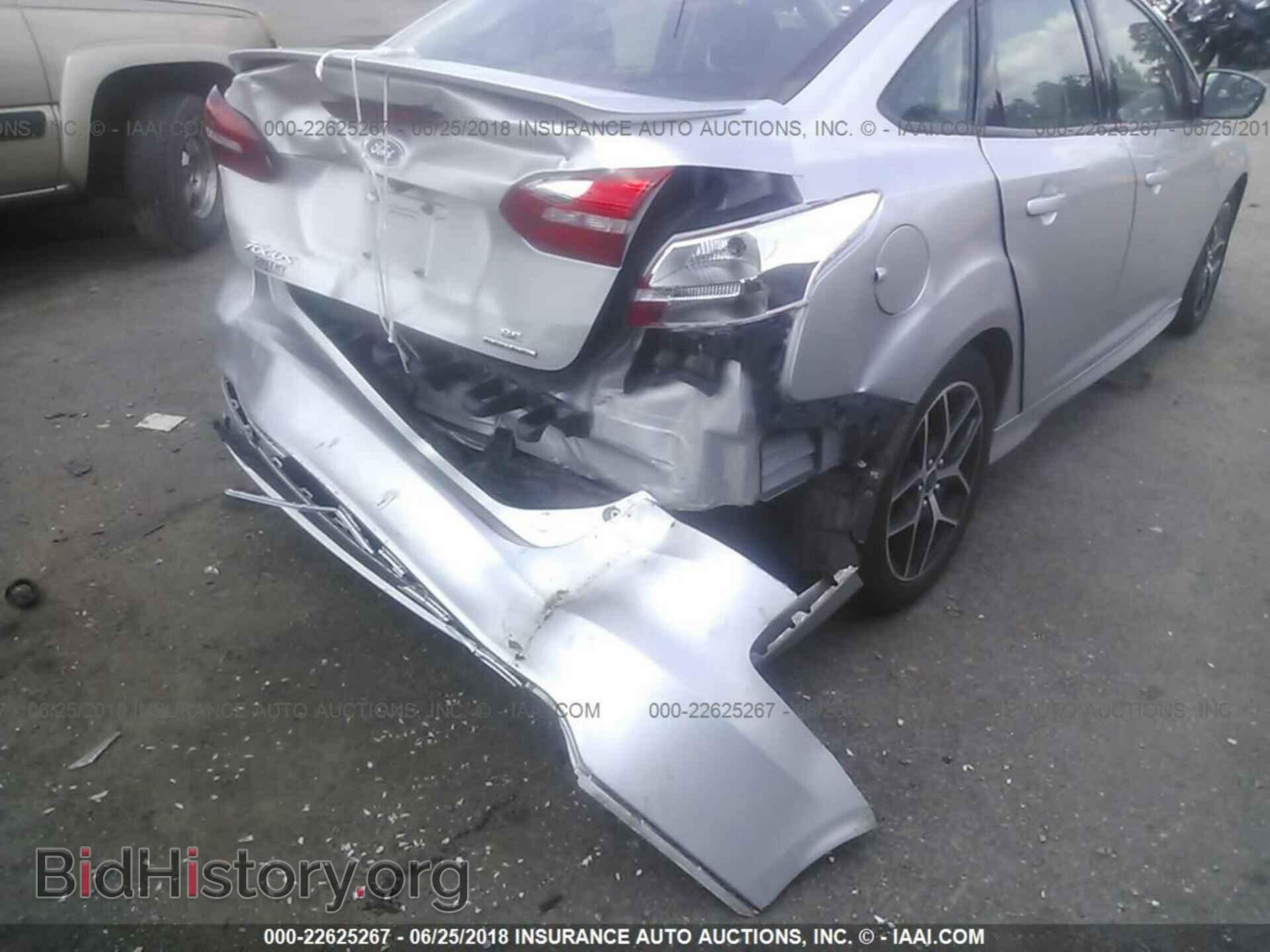 2016 Ford Focus - VIN: 1FADP3F24GL357302 - Фото 6