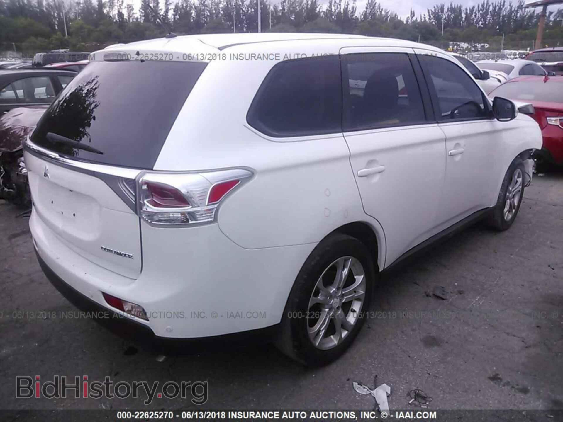 2014 Mitsubishi Outlander - VIN: JA4AD3A39EZ011210 - Фото 4