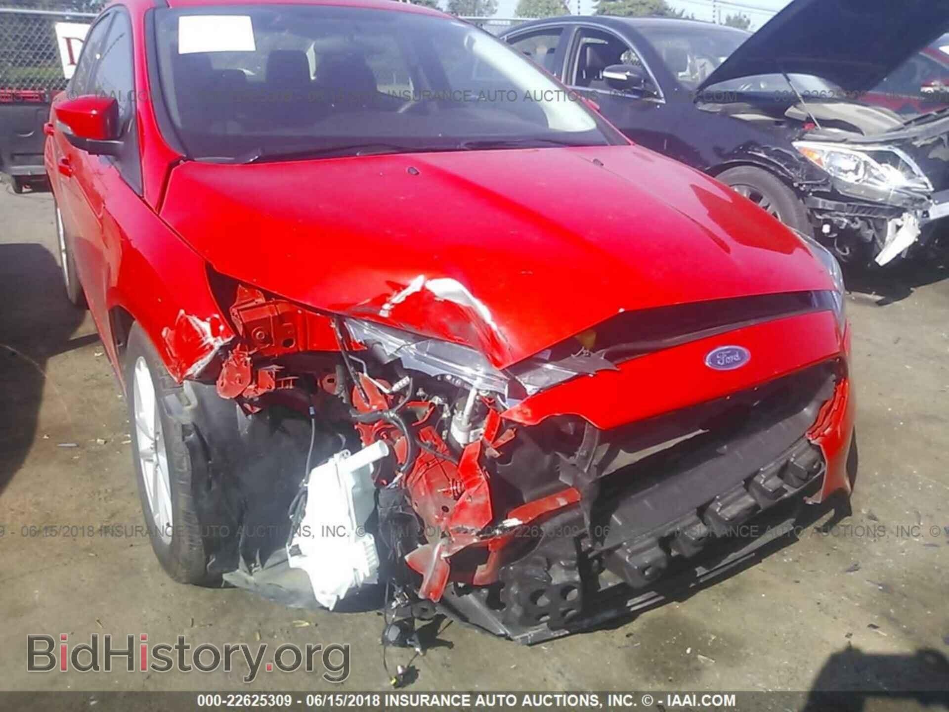 2015 Ford Focus - VIN: 1FADP3F25FL214518 - Photo 6