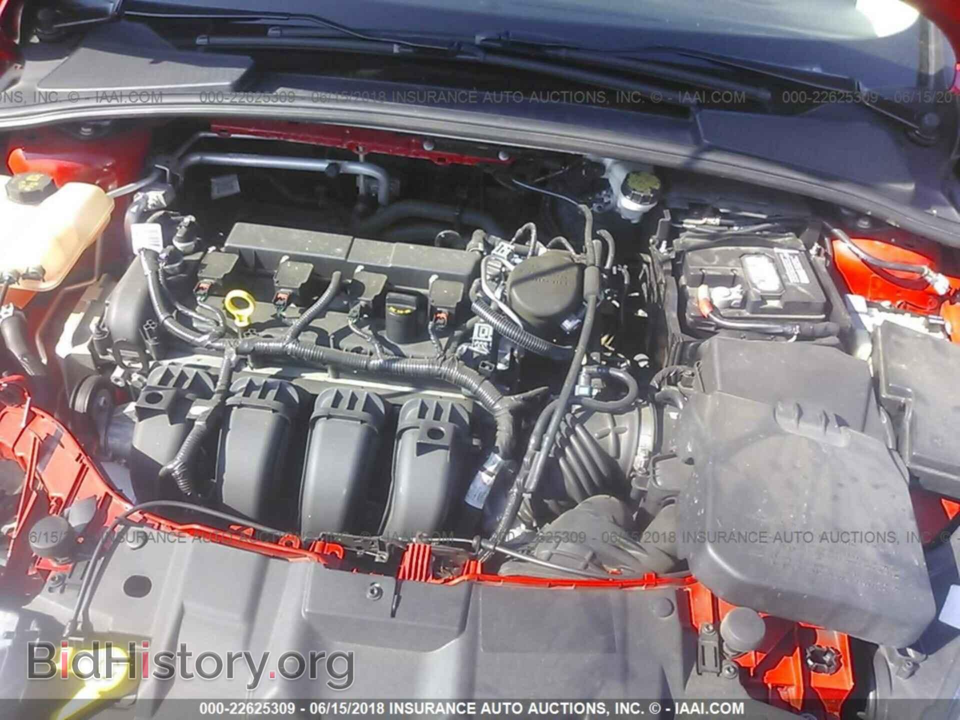 2015 Ford Focus - VIN: 1FADP3F25FL214518 - Photo 10