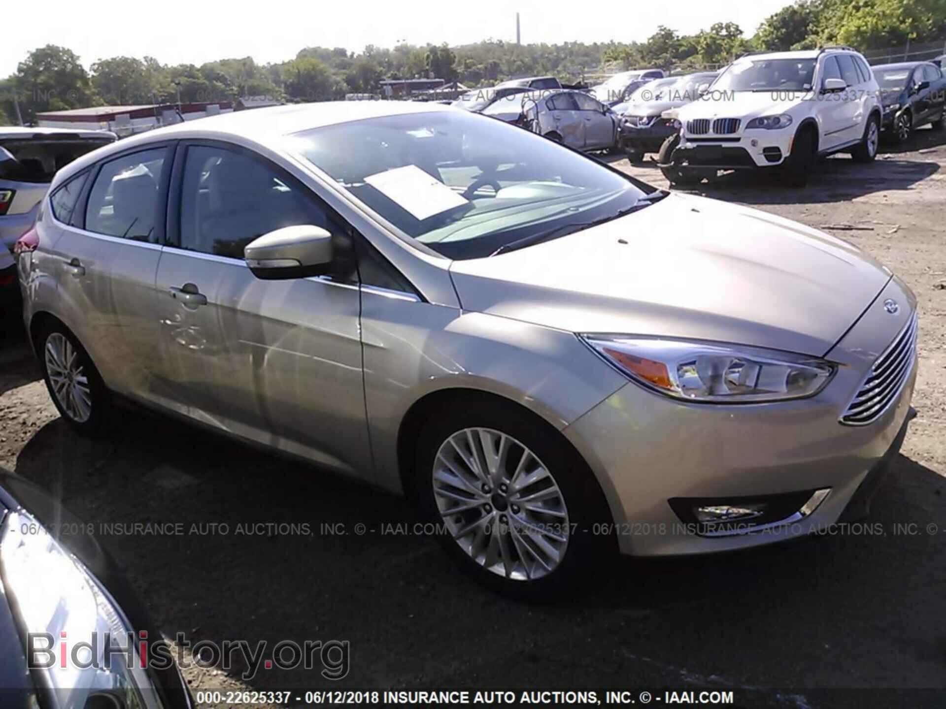 Photo 1FADP3N25HL320410 - Ford Focus 2017