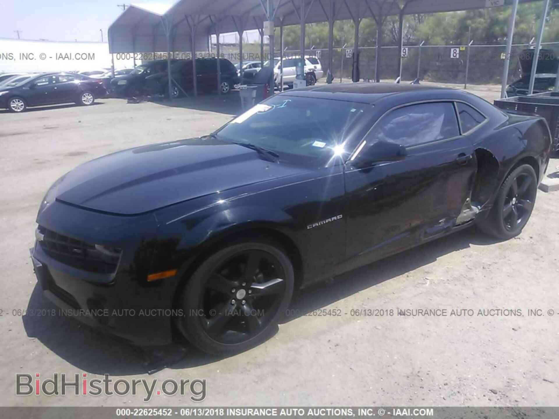 2012 Chevrolet Camaro - VIN: 2G1FB1E30C9138511 - Фото 2