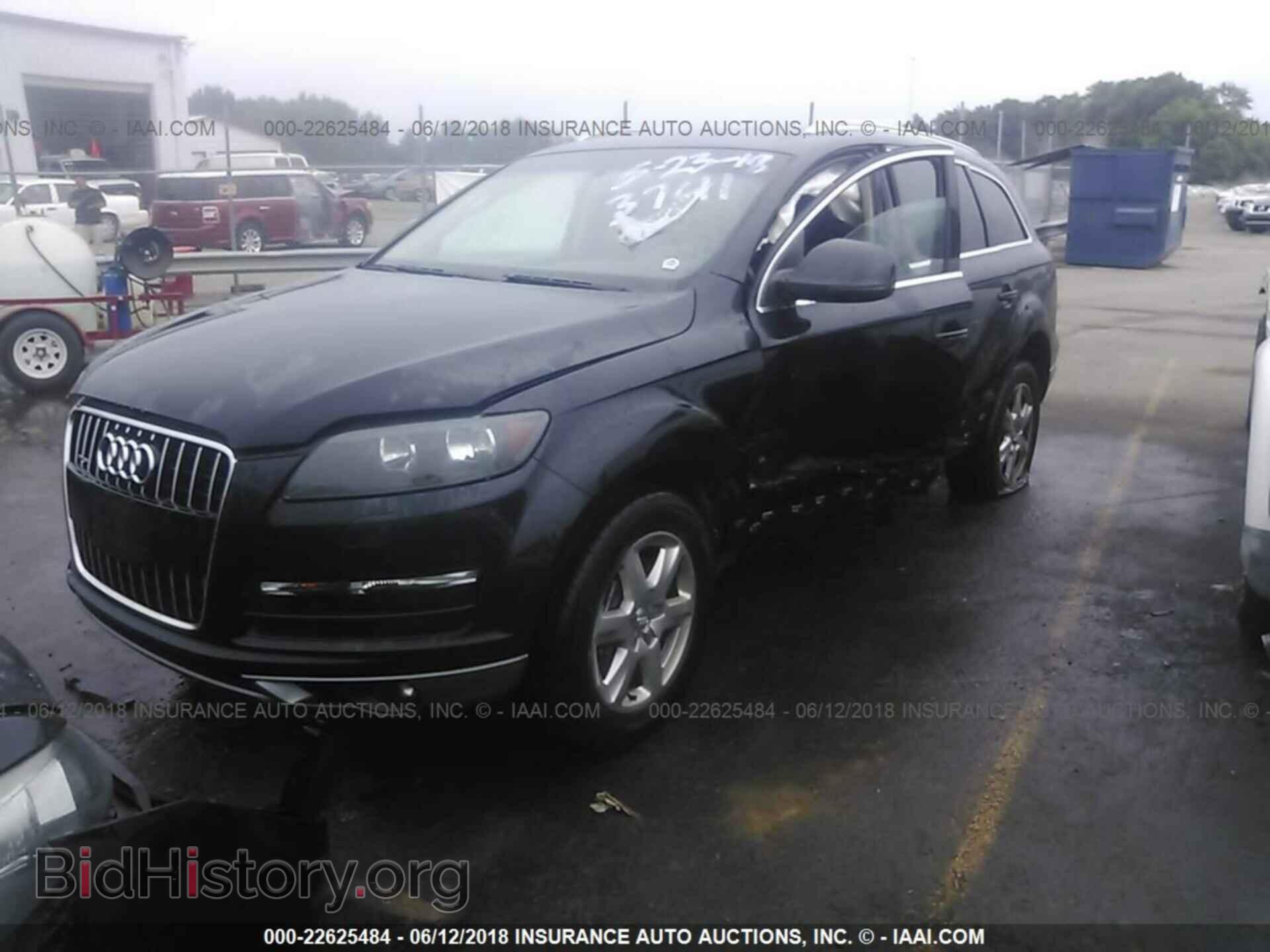 2012 Audi Q7 - VIN: WA1CGAFEXCD003741 - Фото 2