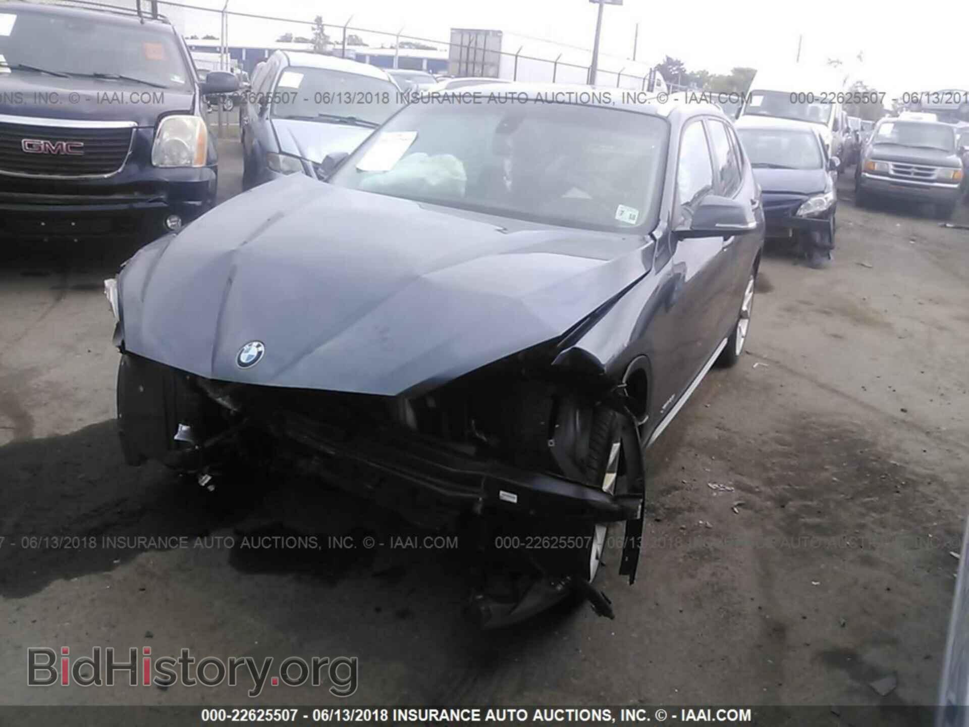2014 Bmw X1 - VIN: WBAVL1C55EVR94341 - Фото 2