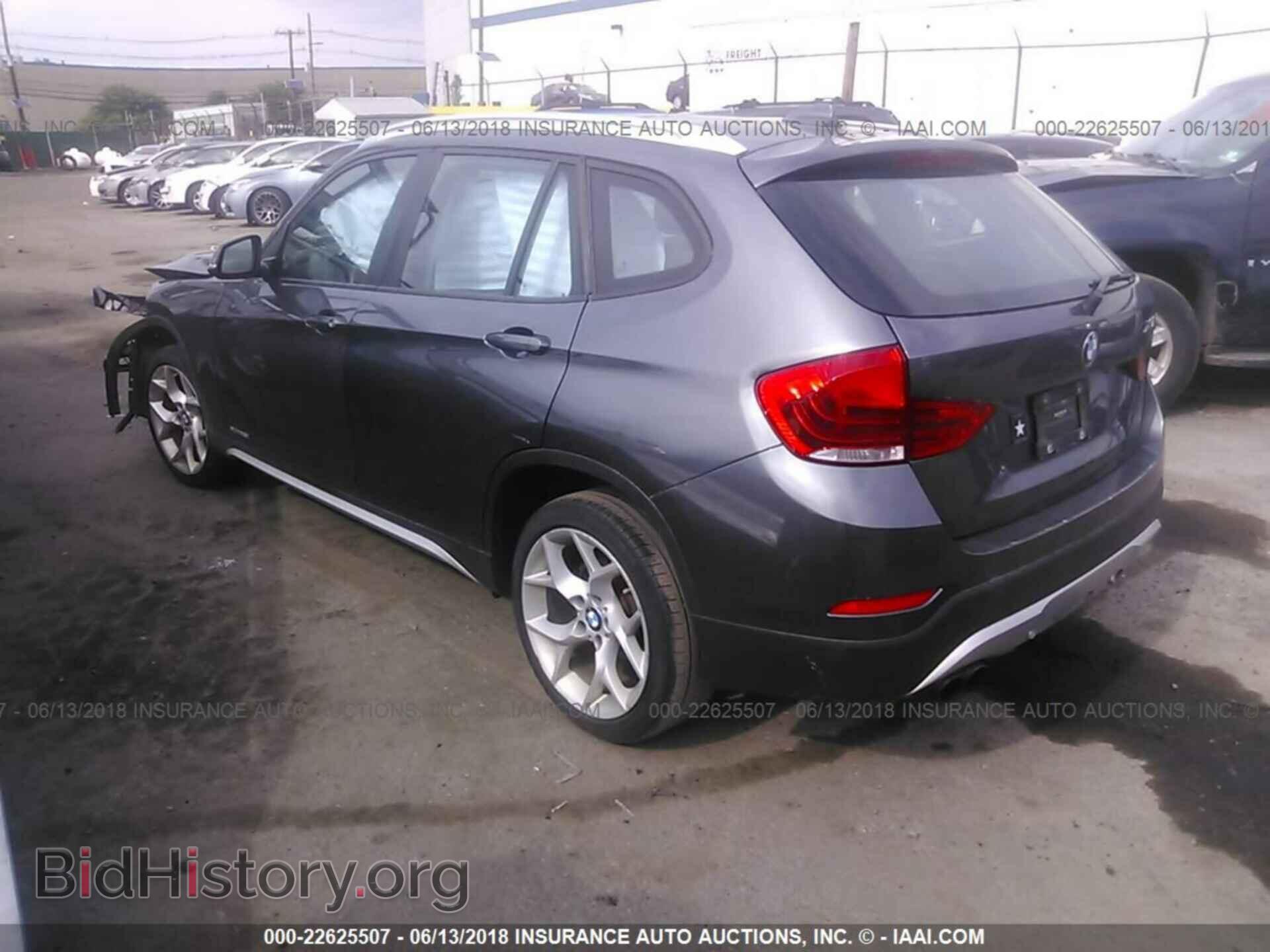 2014 Bmw X1 - VIN: WBAVL1C55EVR94341 - Фото 3