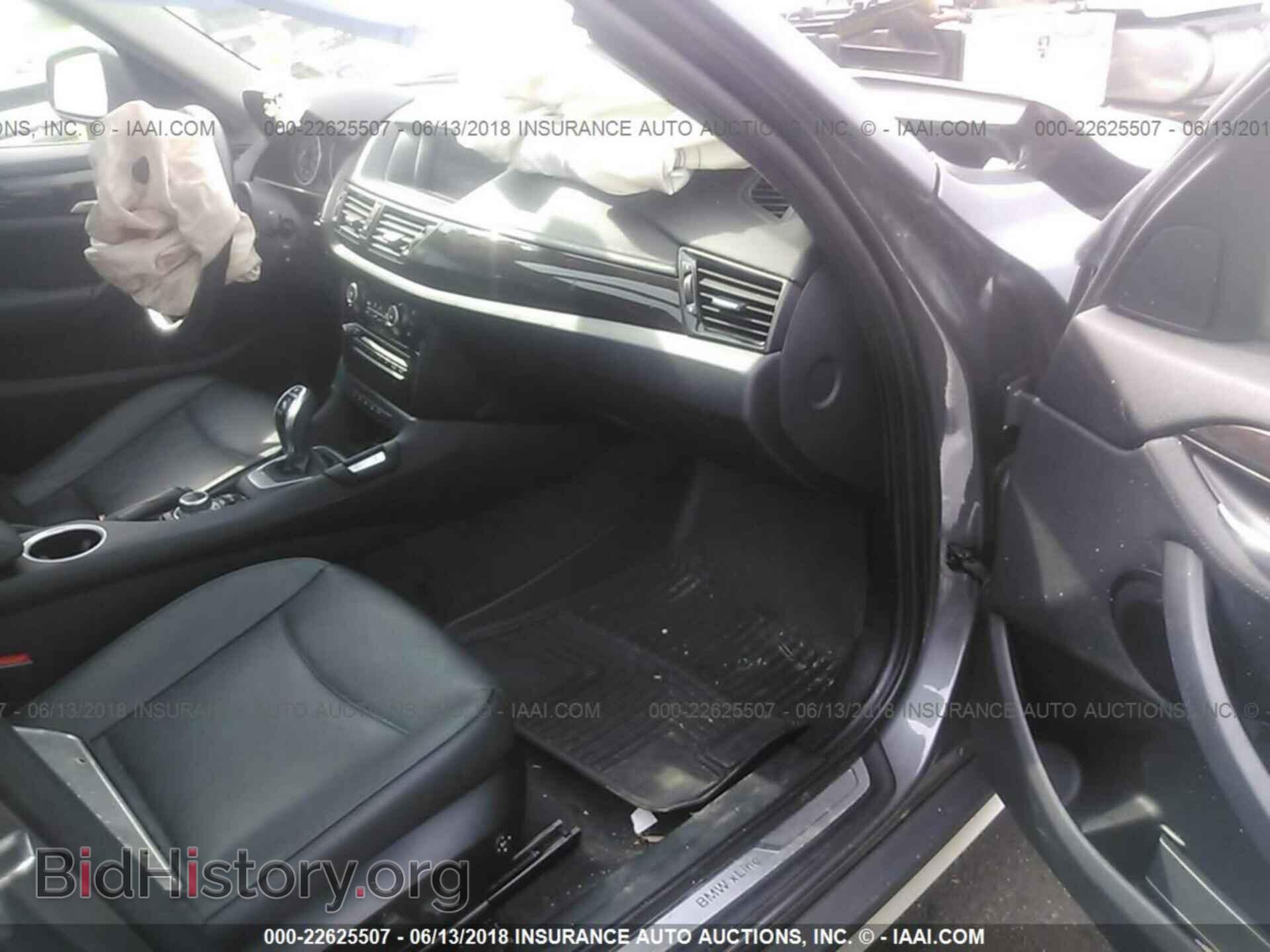 2014 Bmw X1 - VIN: WBAVL1C55EVR94341 - Фото 5