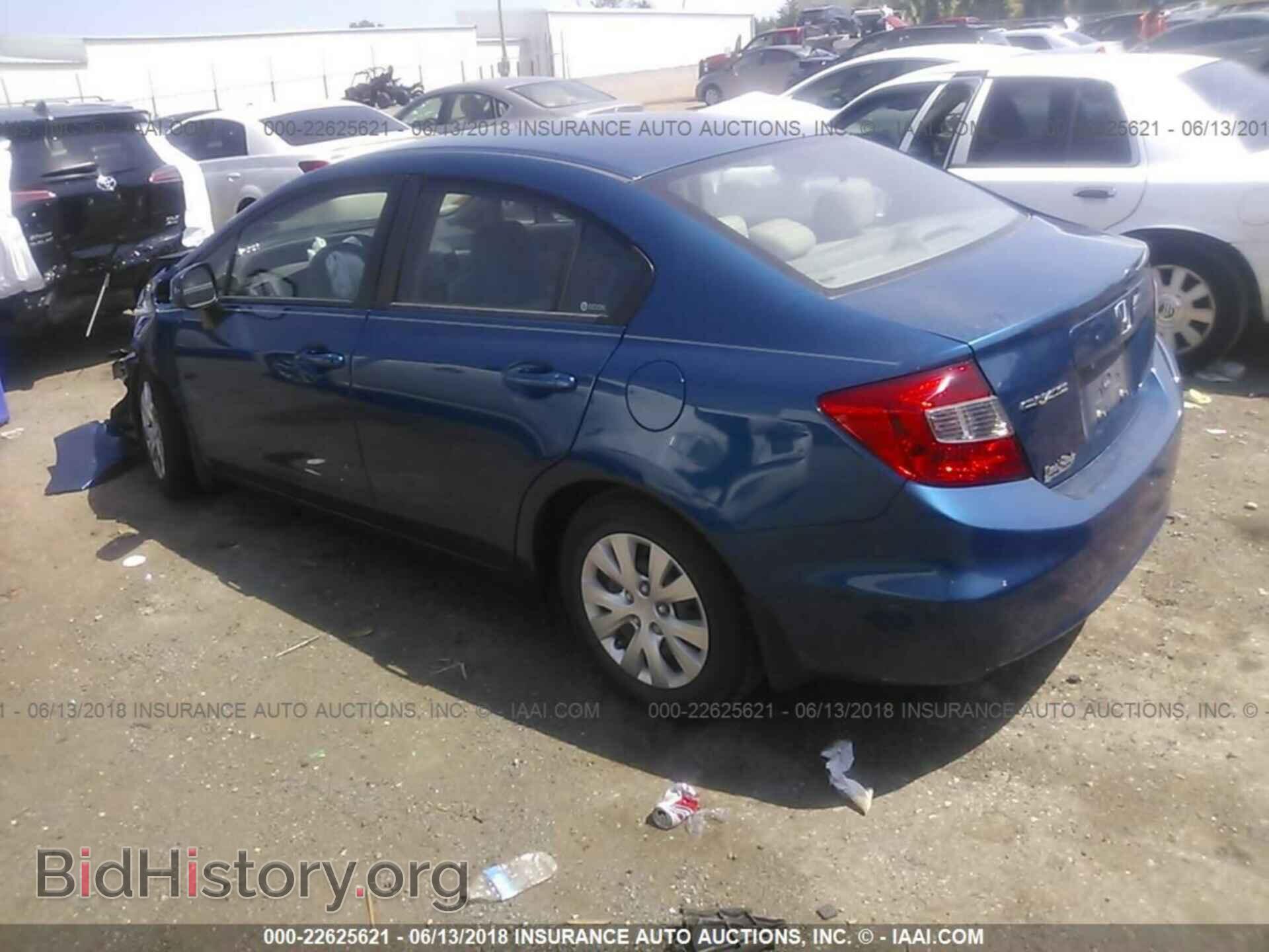 2012 Honda CIVIC (VIN 2HGFB2F53CH531374) — фото 3 из 10