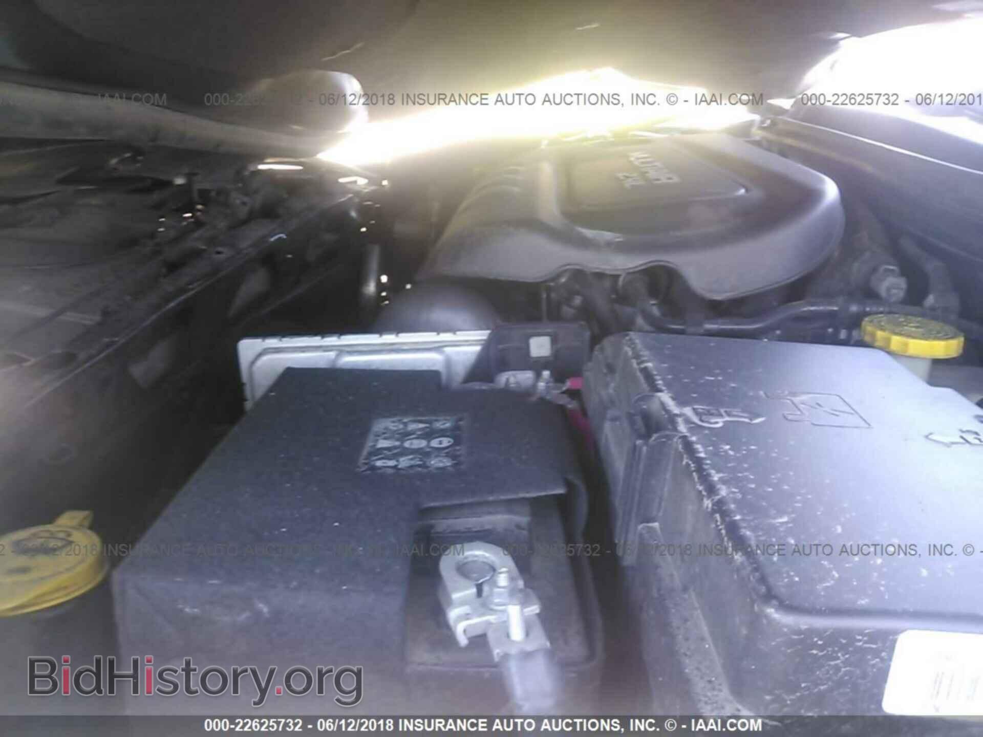 2015 Chrysler 200 - VIN: 1C3CCCABXFN666224 - Photo 10