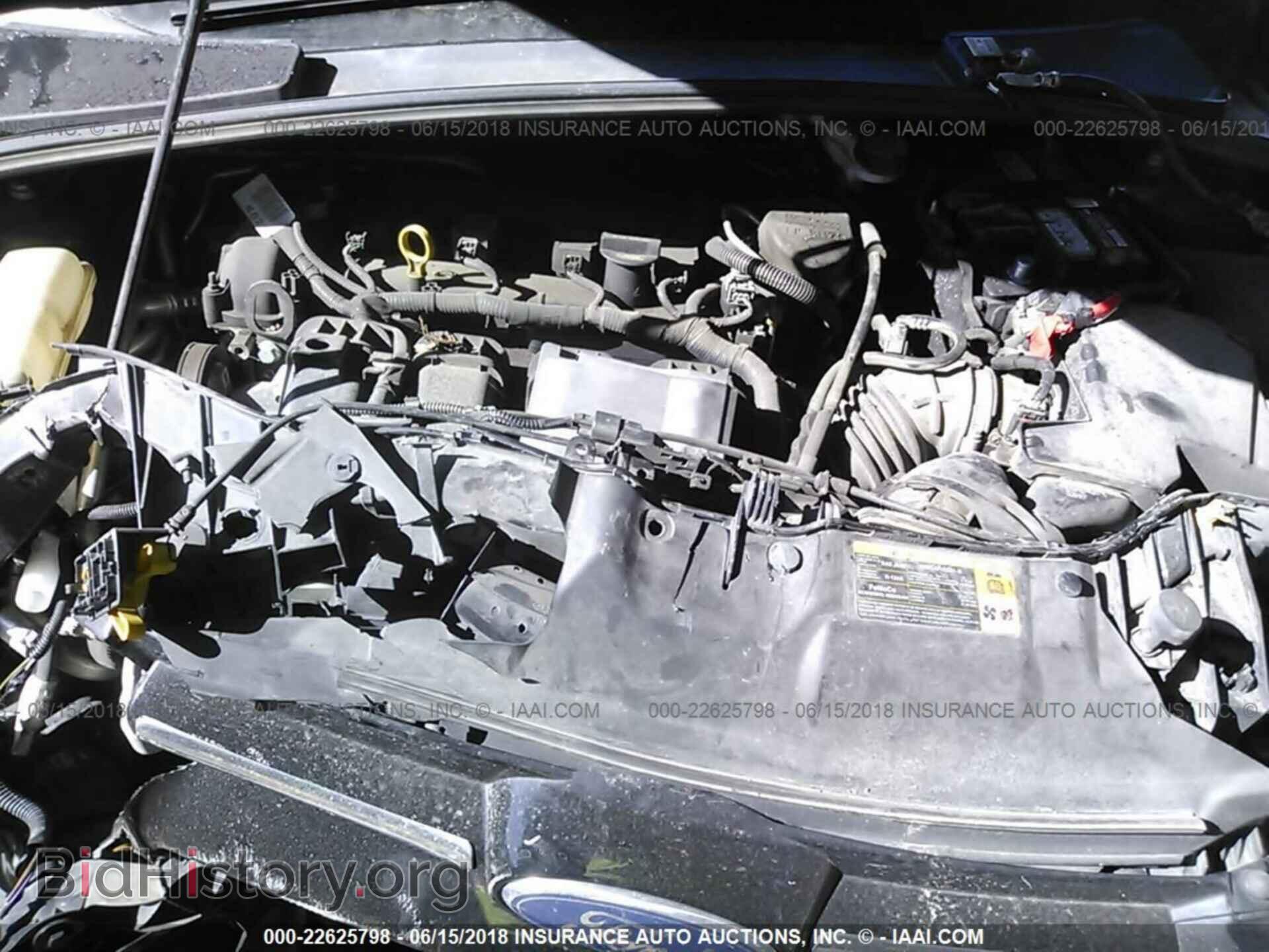 2012 Ford Focus - VIN: 1FAHP3F21CL289018 - Photo 10