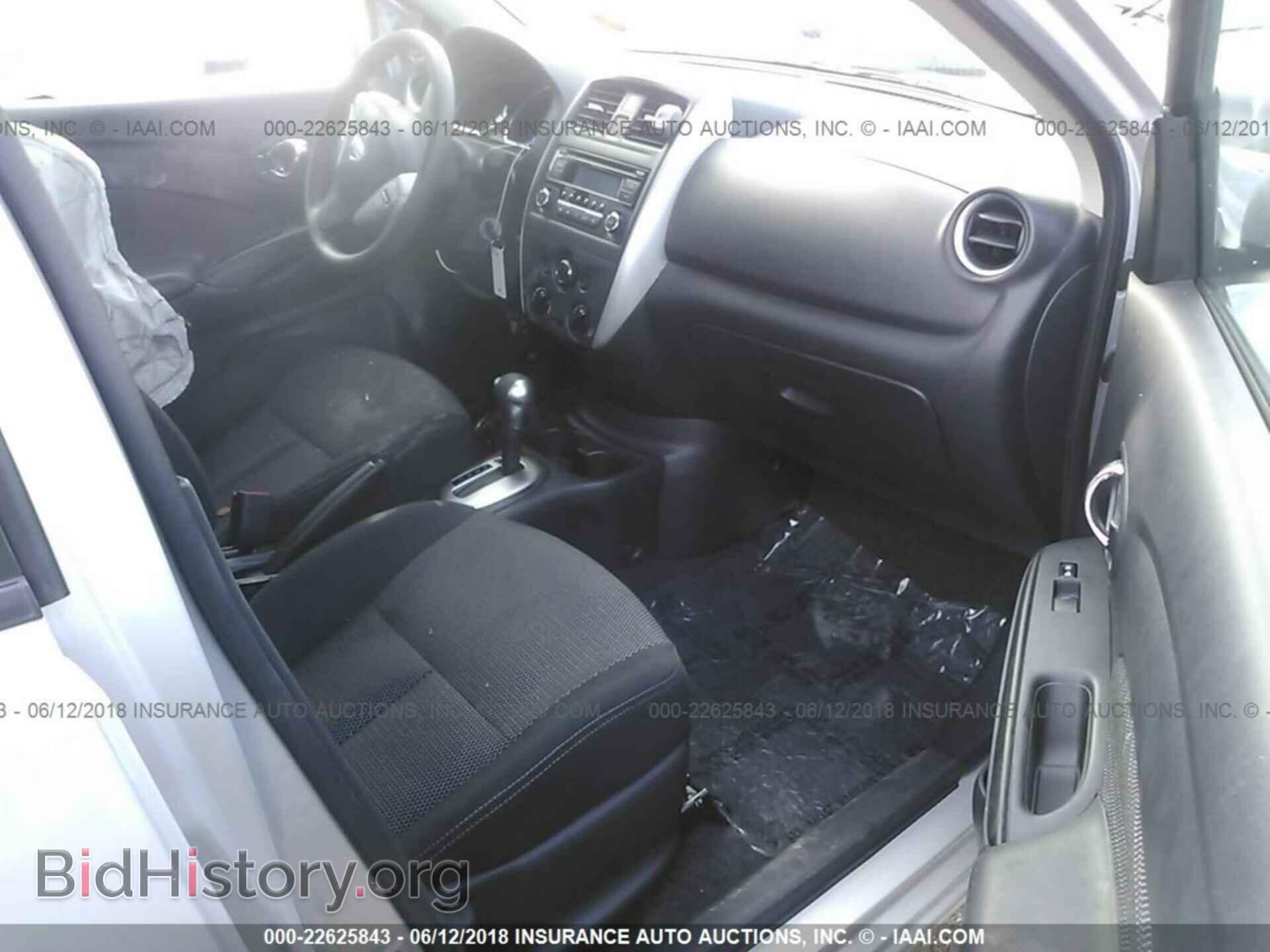 2016 Nissan Versa - VIN: 3N1CN7AP2GL856418 - Photo 5