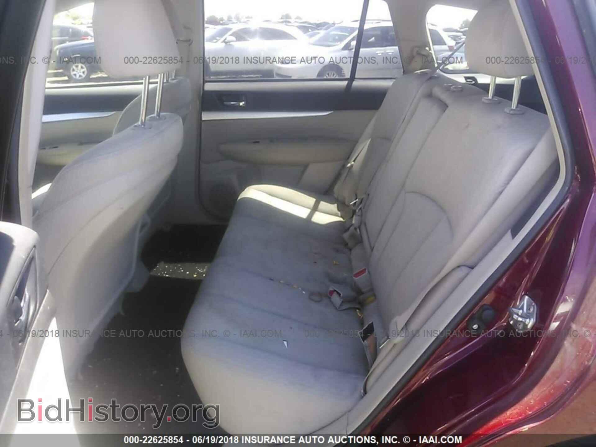 2011 Subaru Outback - VIN: 4S4BRBCC4B3402021 - Фото 8