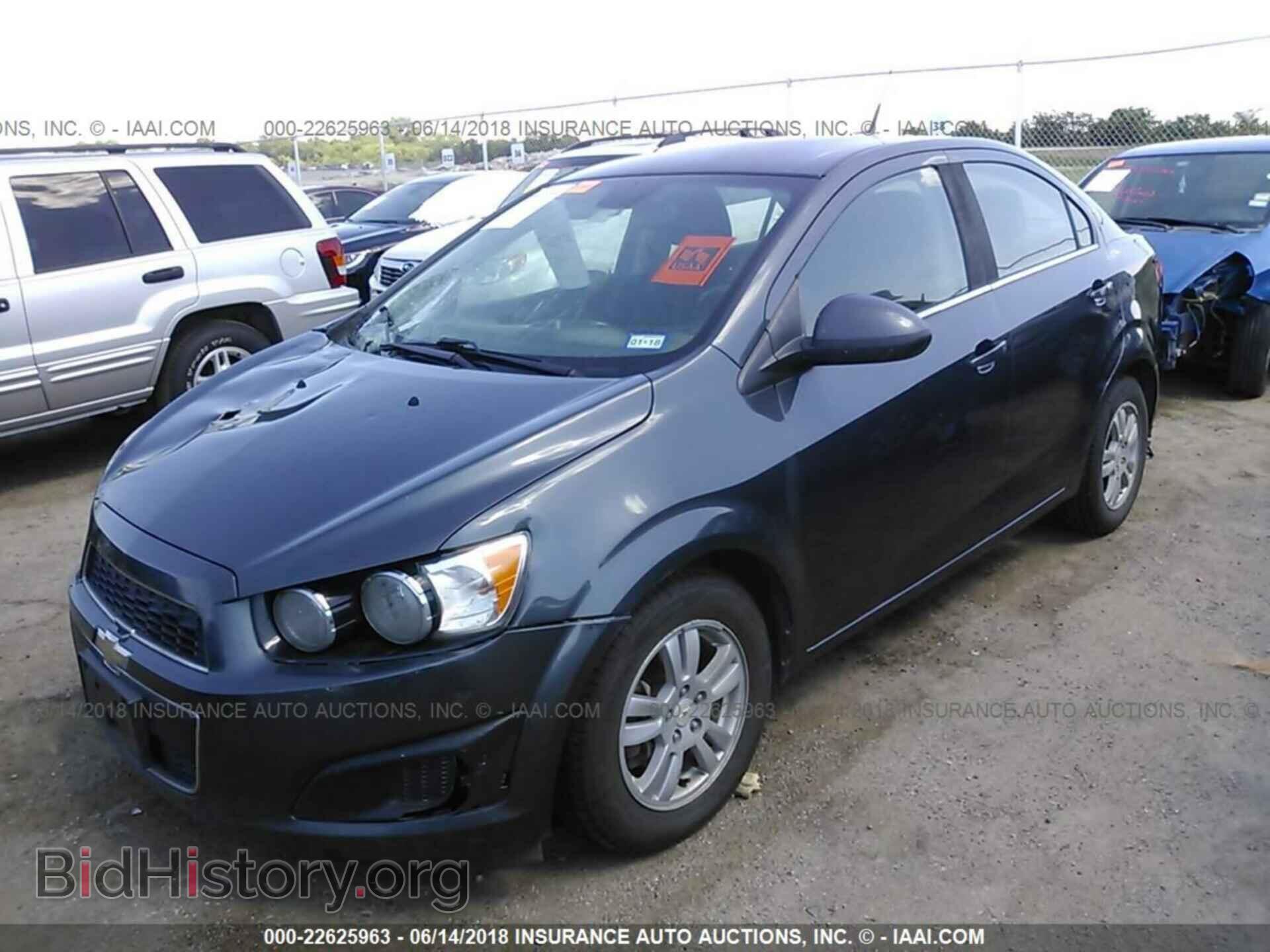 2012 Chevrolet Sonic - VIN: 1G1JC5SB9C4194721 - Фото 2
