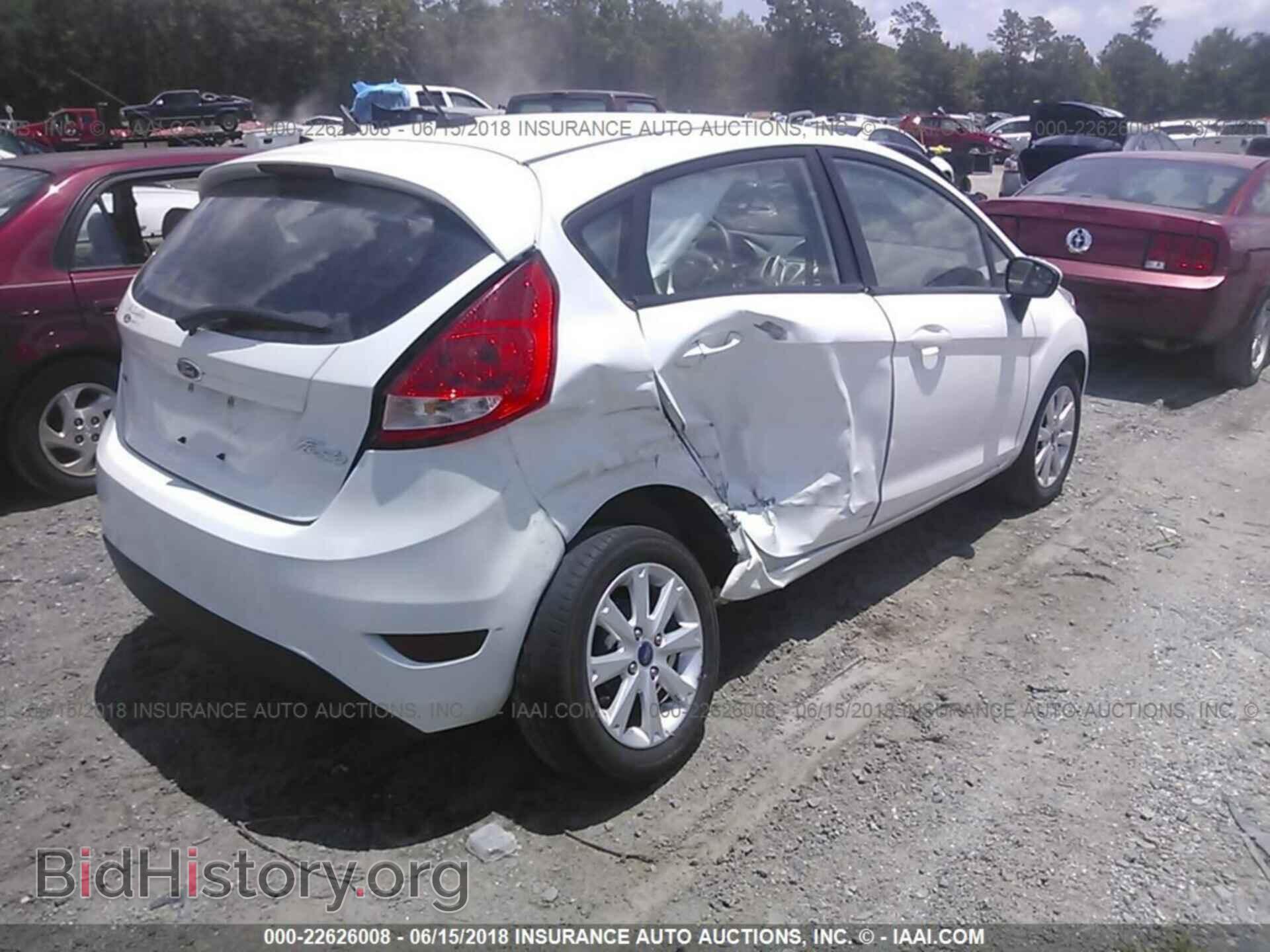 2012 Ford Fiesta - VIN: 3FADP4EJ1CM172714 - Photo 4