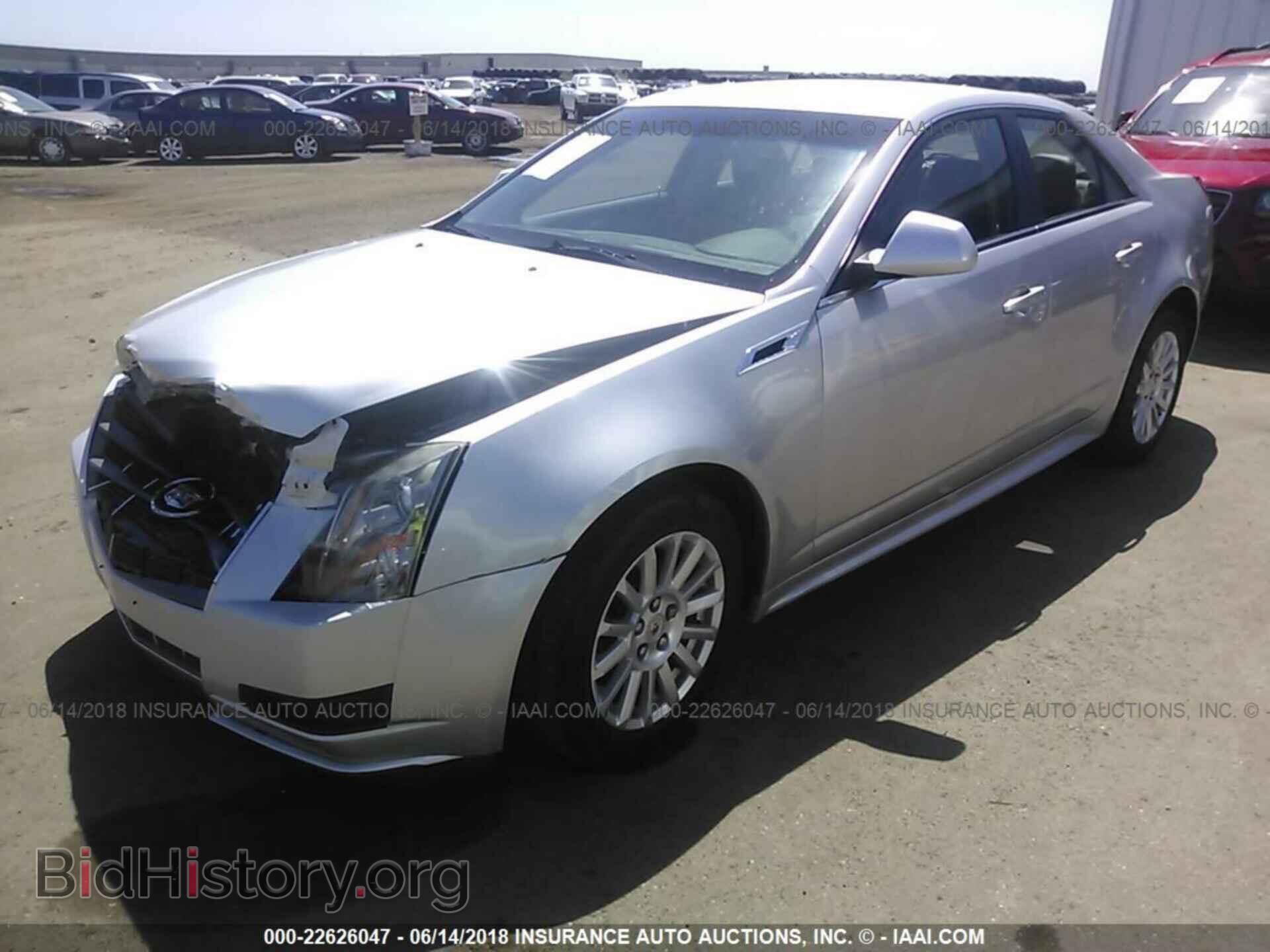 2011 Cadillac Cts - VIN: 1G6DC5EY3B0162456 - Фото 2