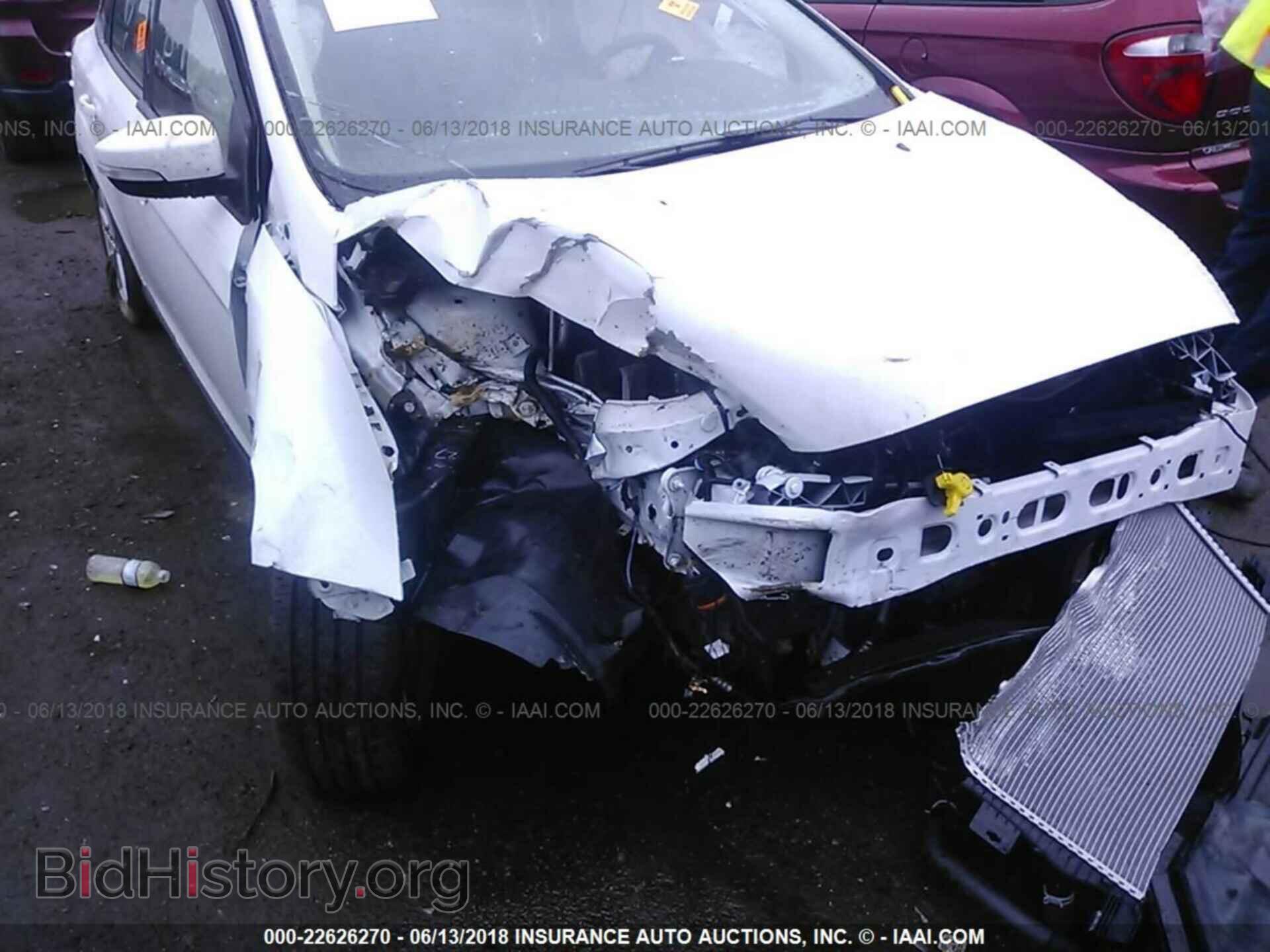 2017 Ford Focus - VIN: 1FADP3F24HL339884 - Photo 6