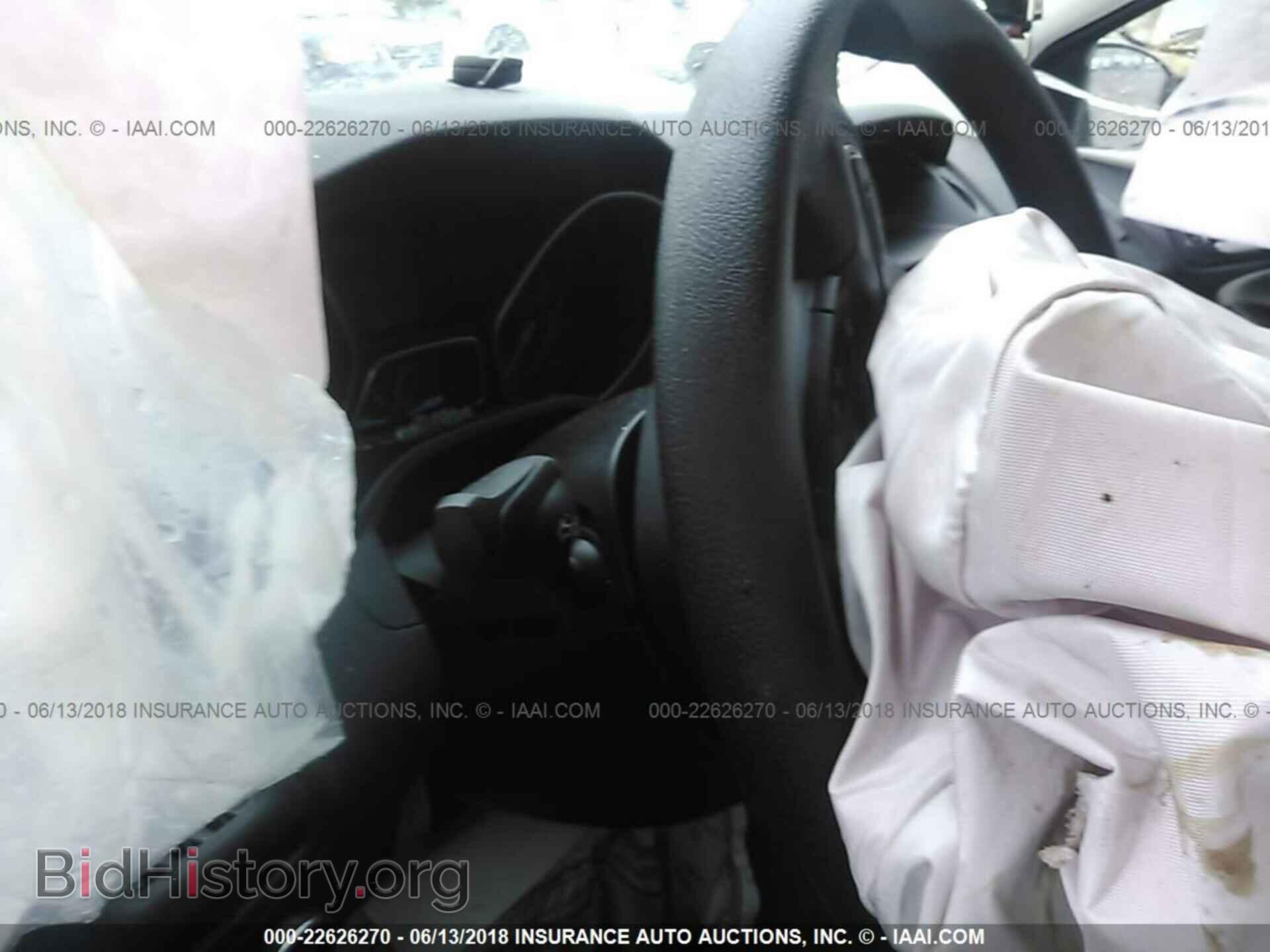 2017 Ford Focus - VIN: 1FADP3F24HL339884 - Photo 7