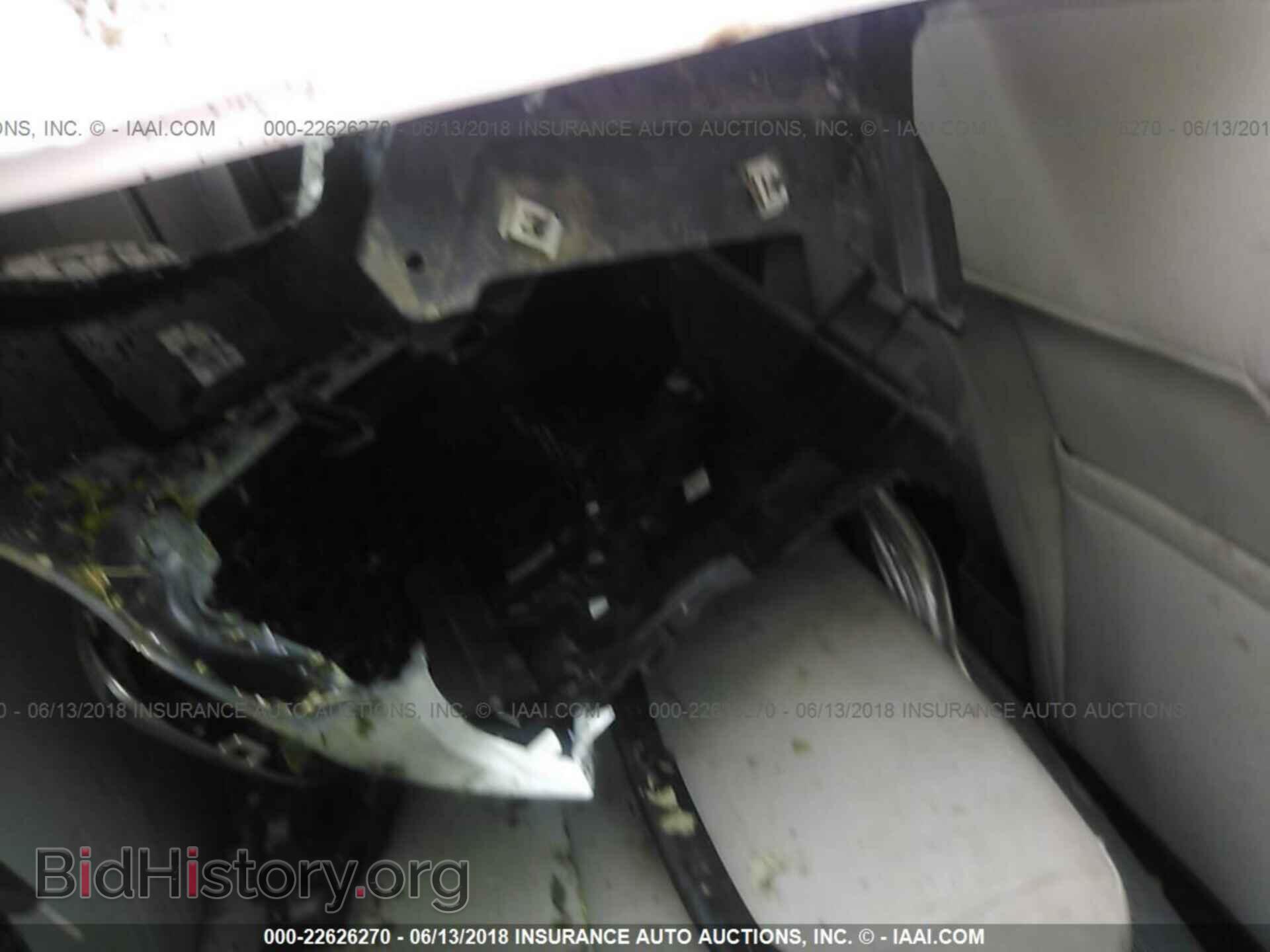 2017 Ford Focus - VIN: 1FADP3F24HL339884 - Photo 8