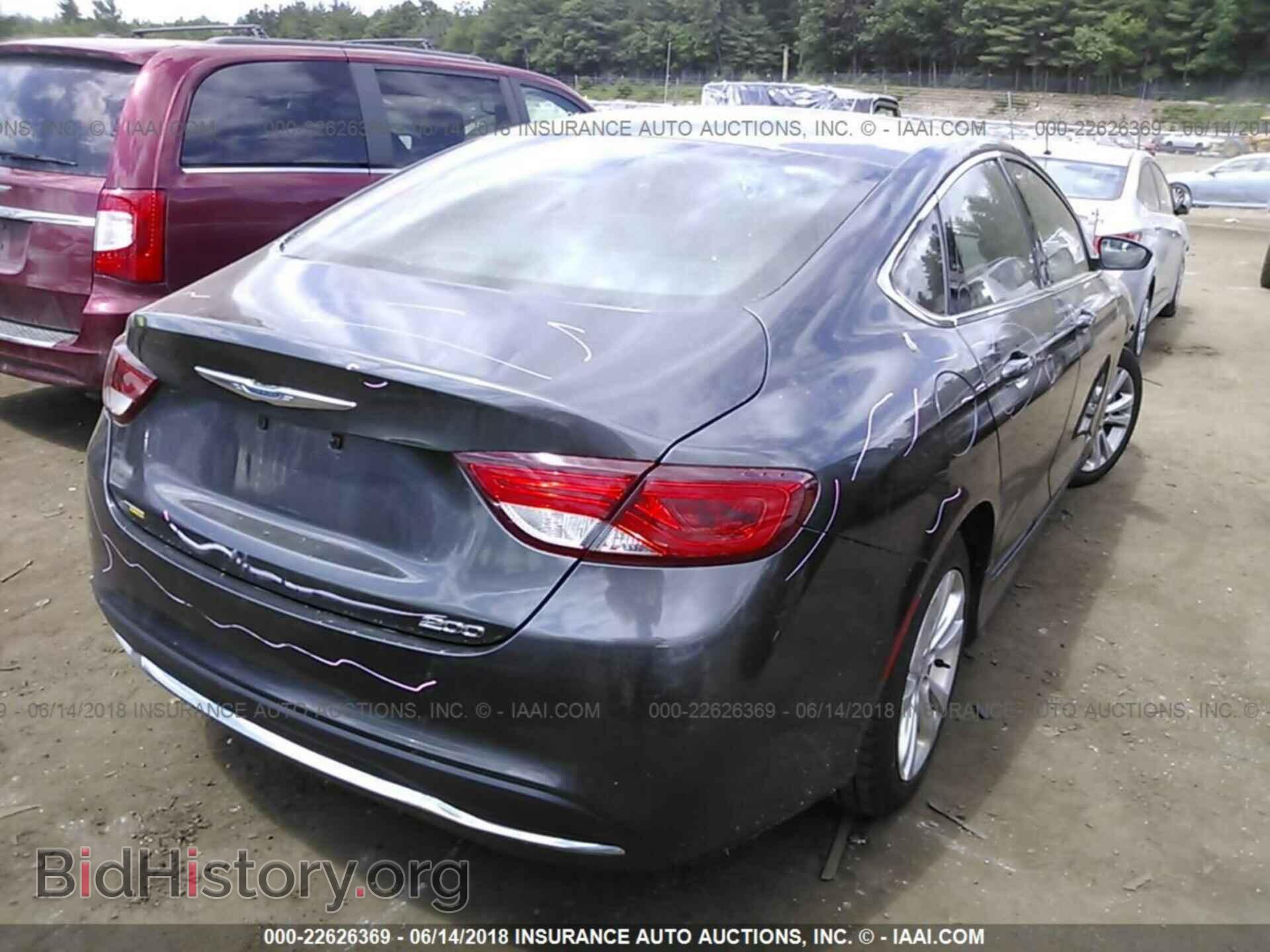 2015 Chrysler 200 - VIN: 1C3CCCAB6FN579145 - Photo 4