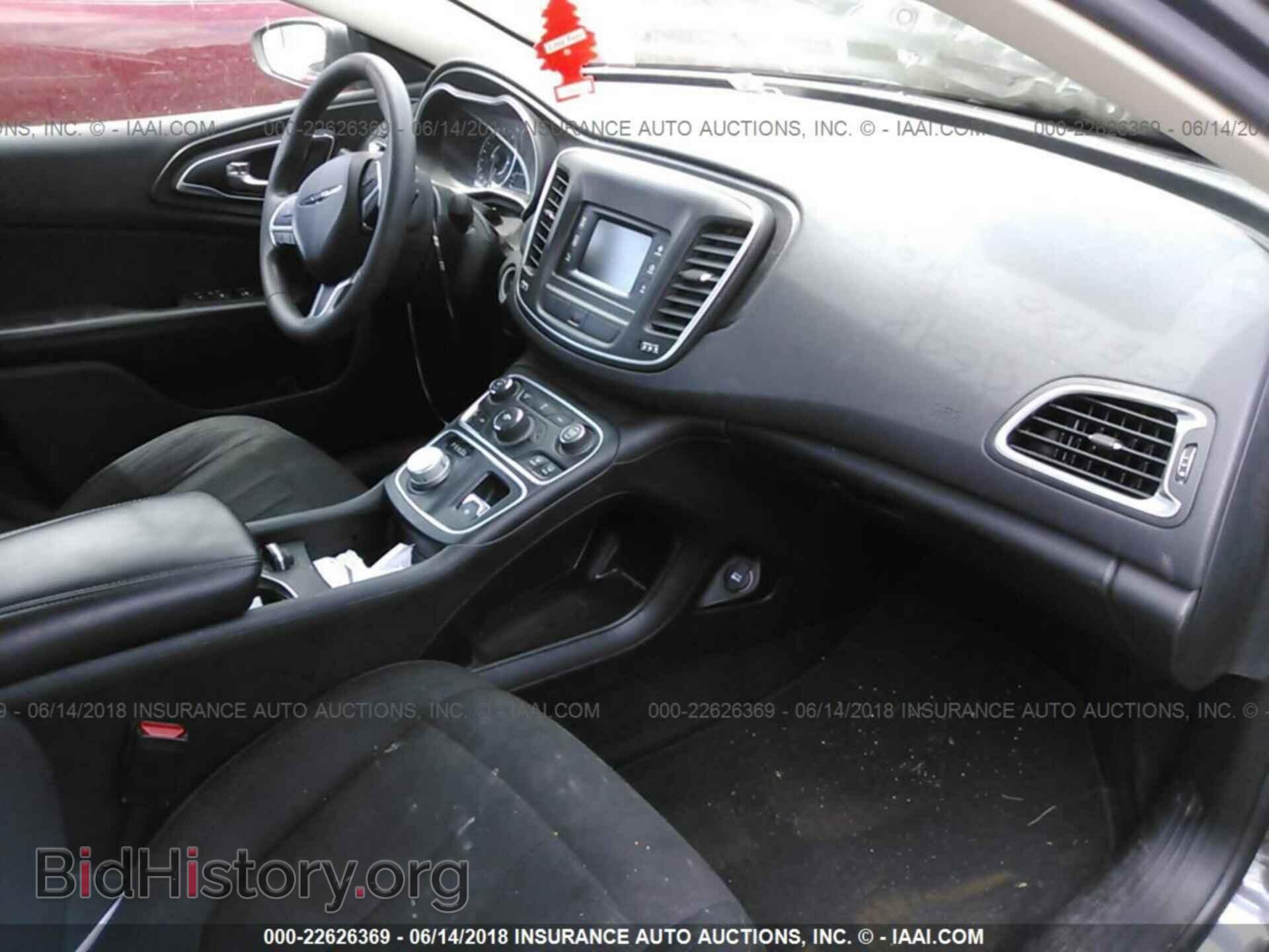 2015 Chrysler 200 - VIN: 1C3CCCAB6FN579145 - Photo 5