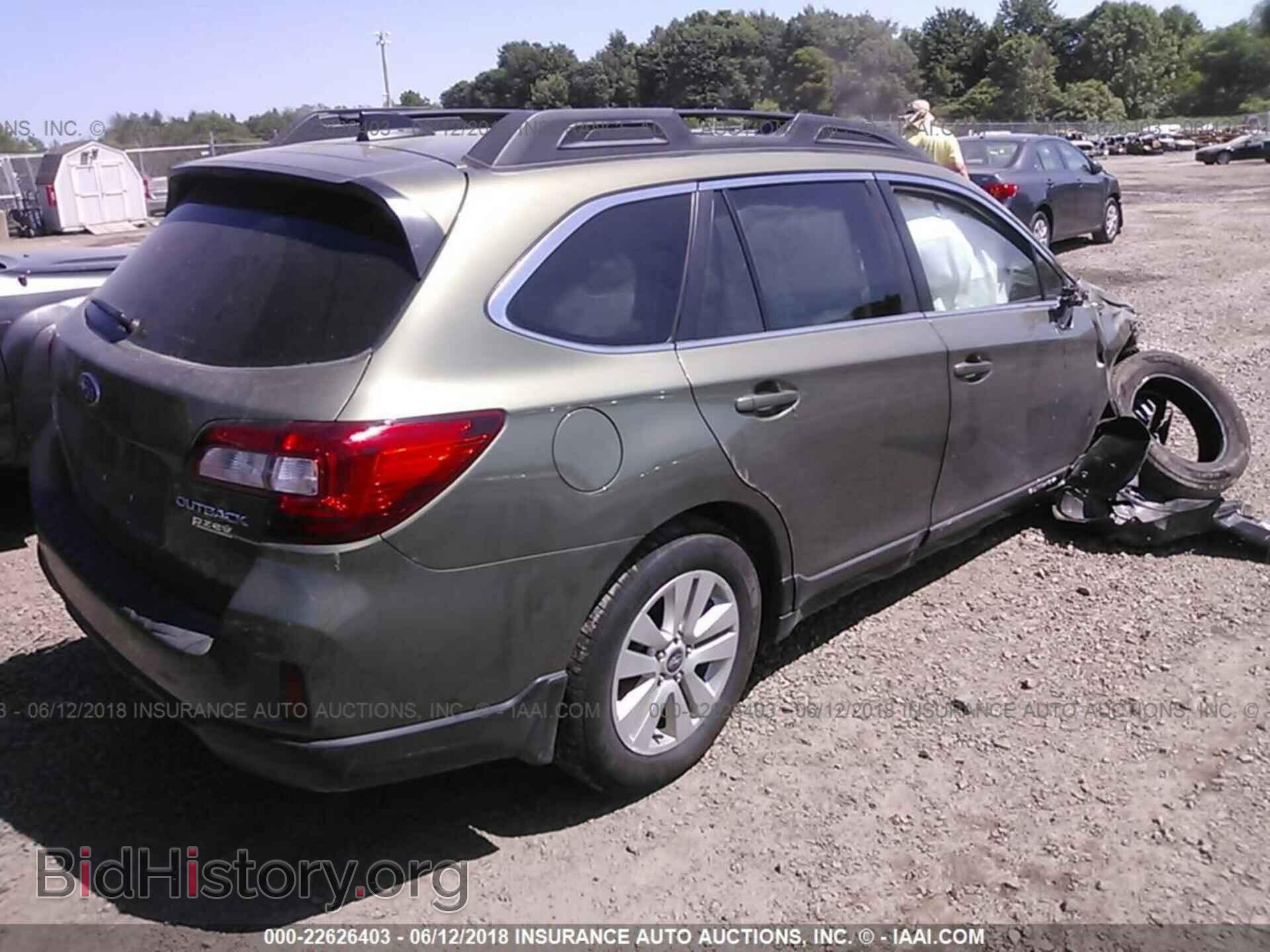 2016 Subaru Outback - VIN: 4S4BSAFC3G3247737 - Photo 4